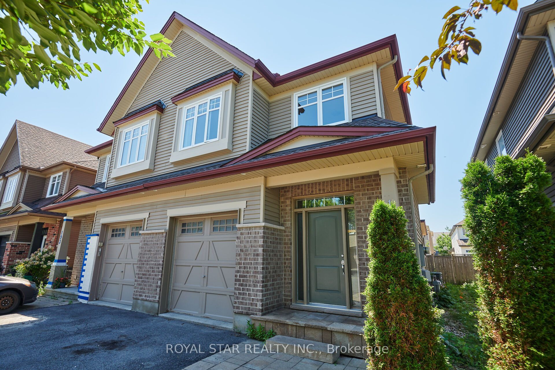 191 FLAT SEDGE Crescent, Blossom Park - Airport and Area, ON K1T 0G9 photo 2