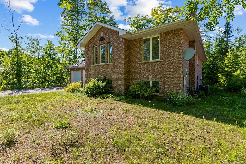 43 Graham Crescent, South Bruce Peninsula, ON N0H 2G0 photo 3
