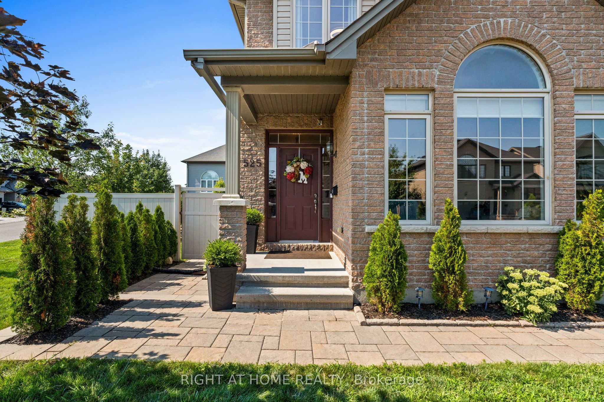 525 PEERLESS Street, Barrhaven, ON K2J 5P9 photo 3