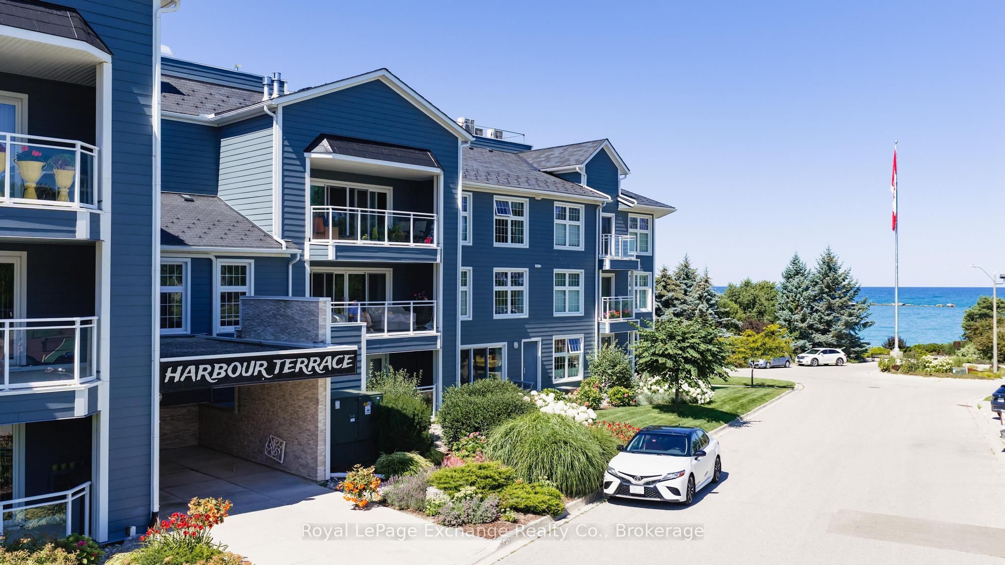 200 Harbour Street 204, Kincardine, ON N2Z 3A3