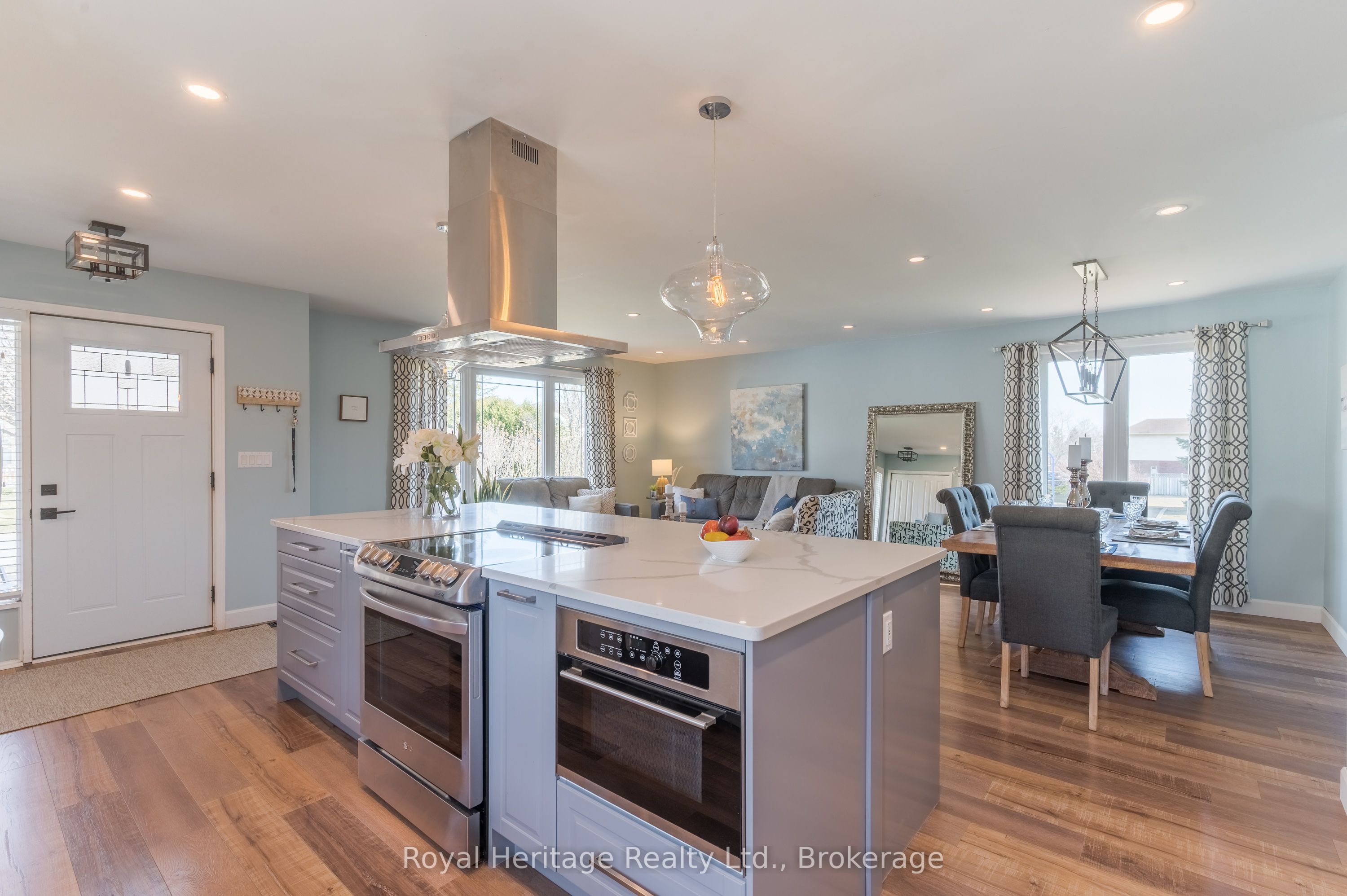 25 Hewson Drive, Port Hope, ON L1A 4C8 photo 3