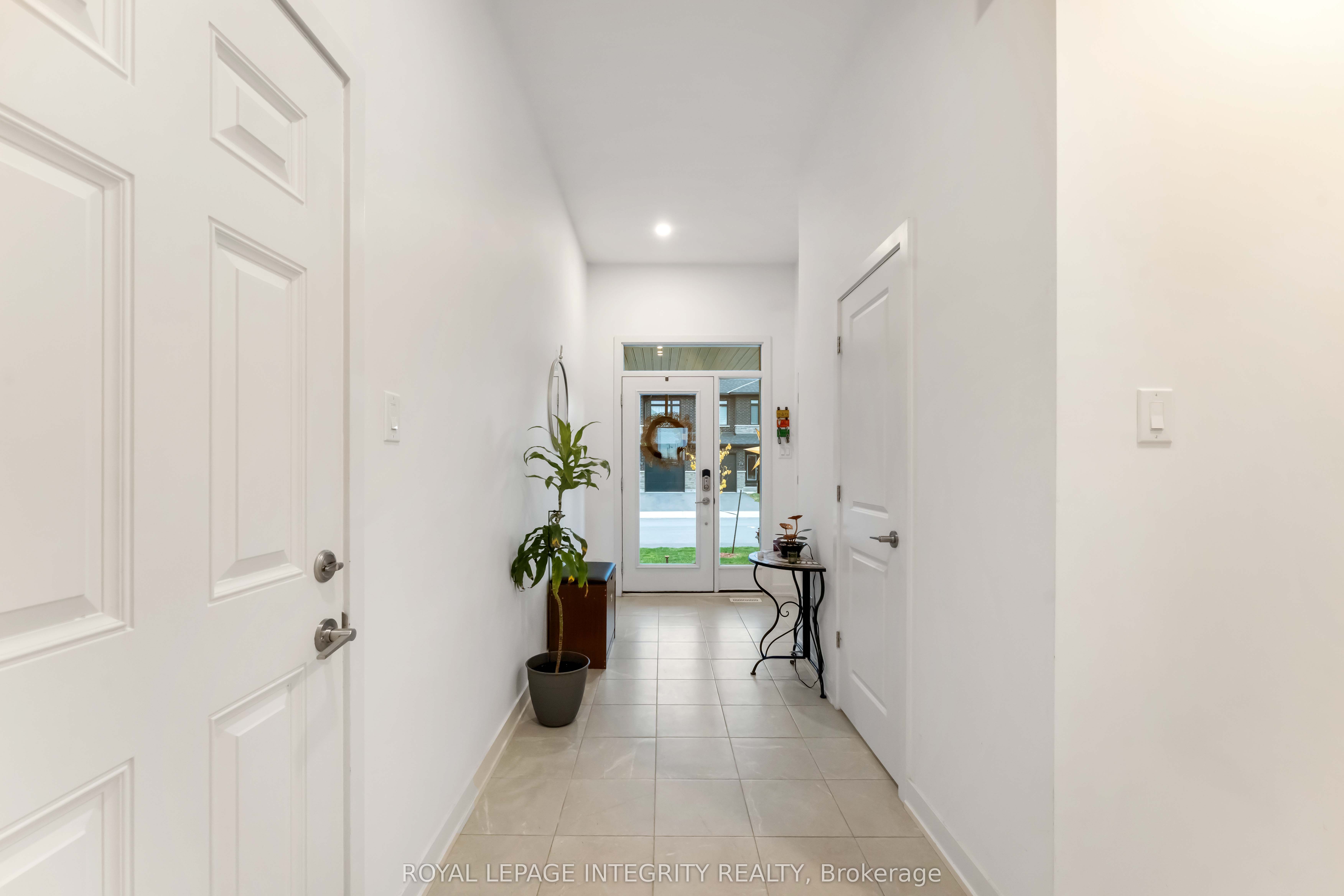 221 Finsbury Avenue, Stittsville - Munster - Richmond, ON K2S 2X9 photo 4