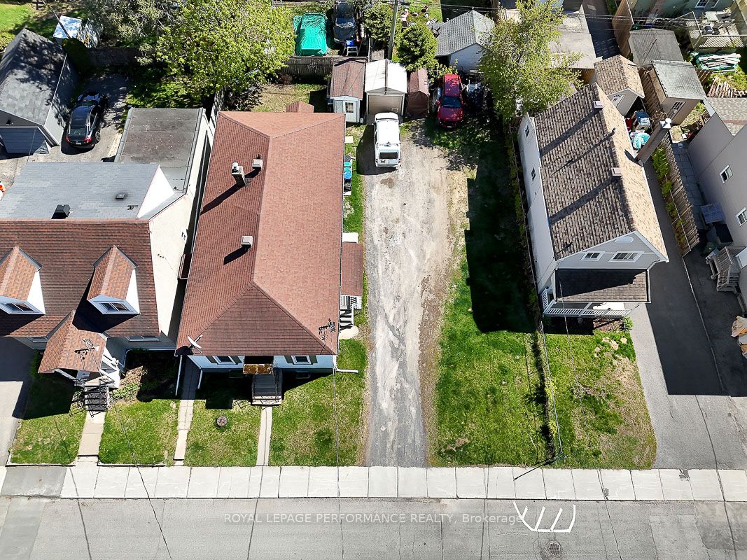 228 Carillon Street, Vanier and Kingsview Park, ON K1L 5X8 photo 4