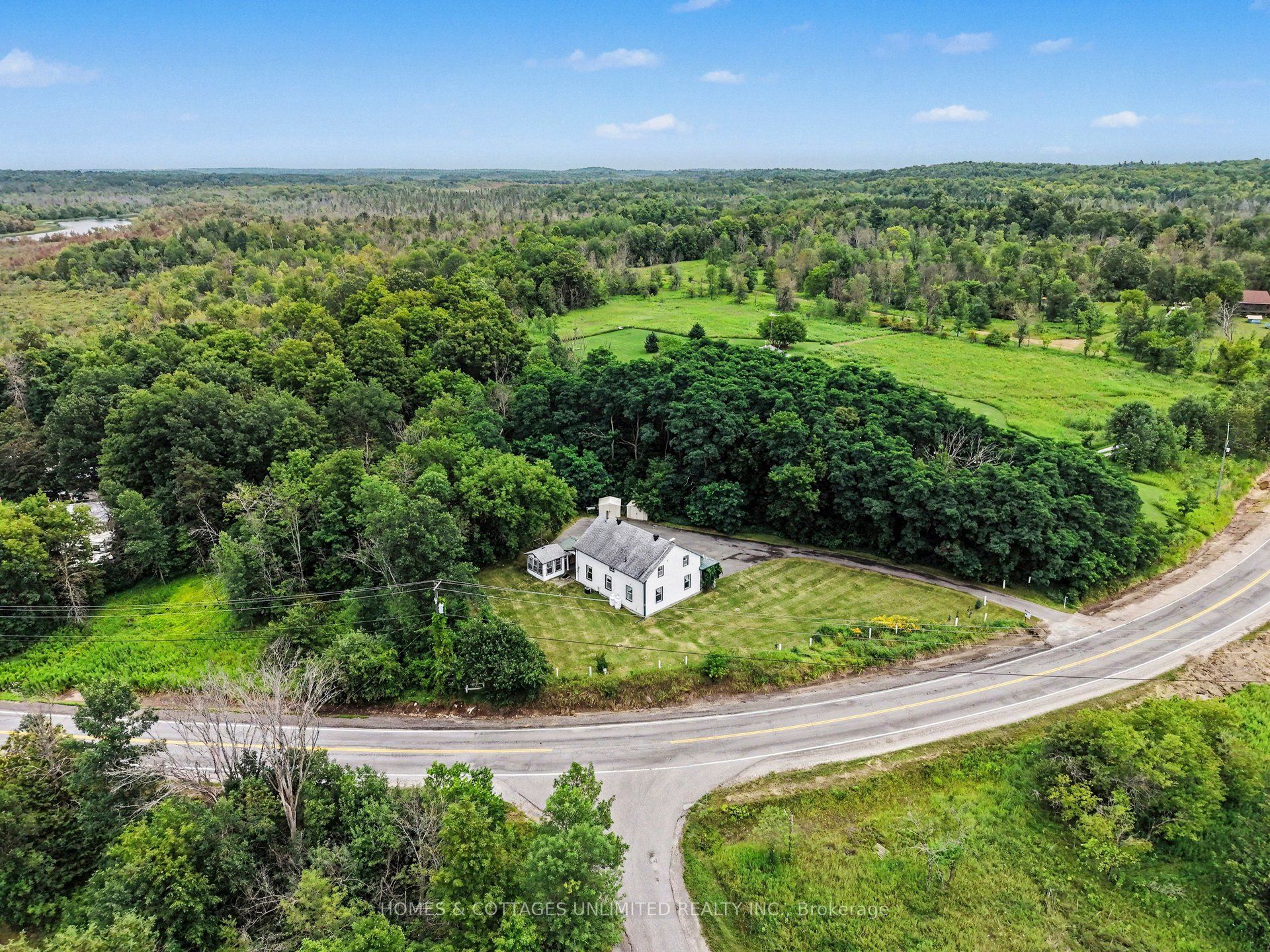 4237 WATSON'S CORNERS Road, Lanark Highlands, ON K0G 1M0 photo 2
