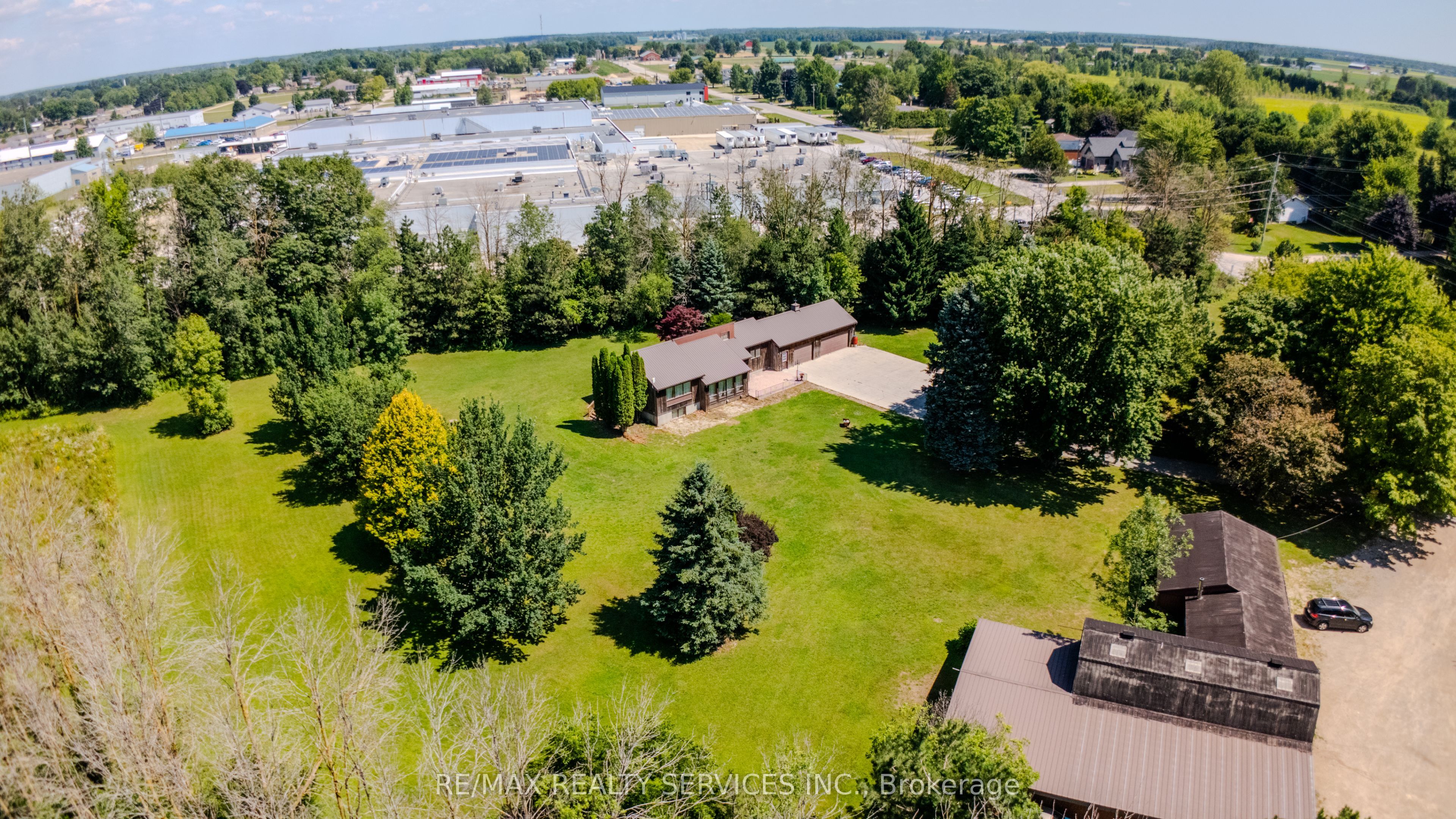 1045 Tremaine Avenue S, North Perth, ON N4W 3G9 photo 5