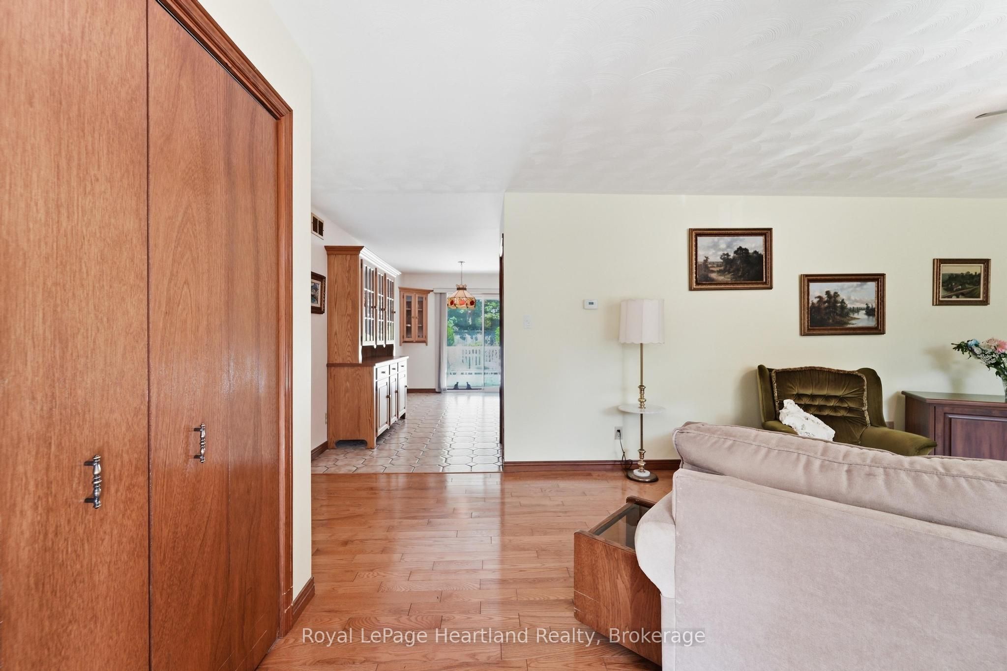 24 Leonard Drive, Goderich, ON N7A 4K6 photo 4