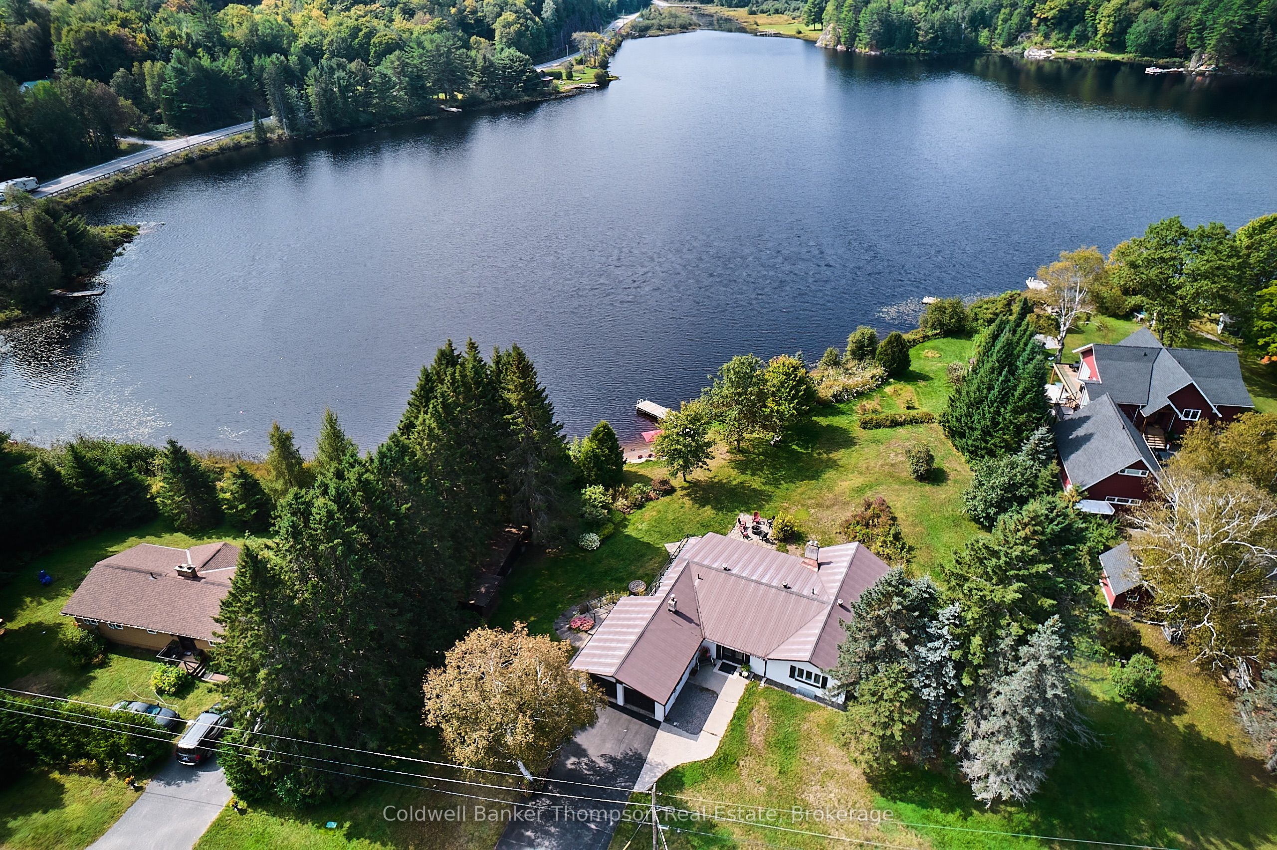 32 Beach Road, Huntsville, ON P0B 1M0