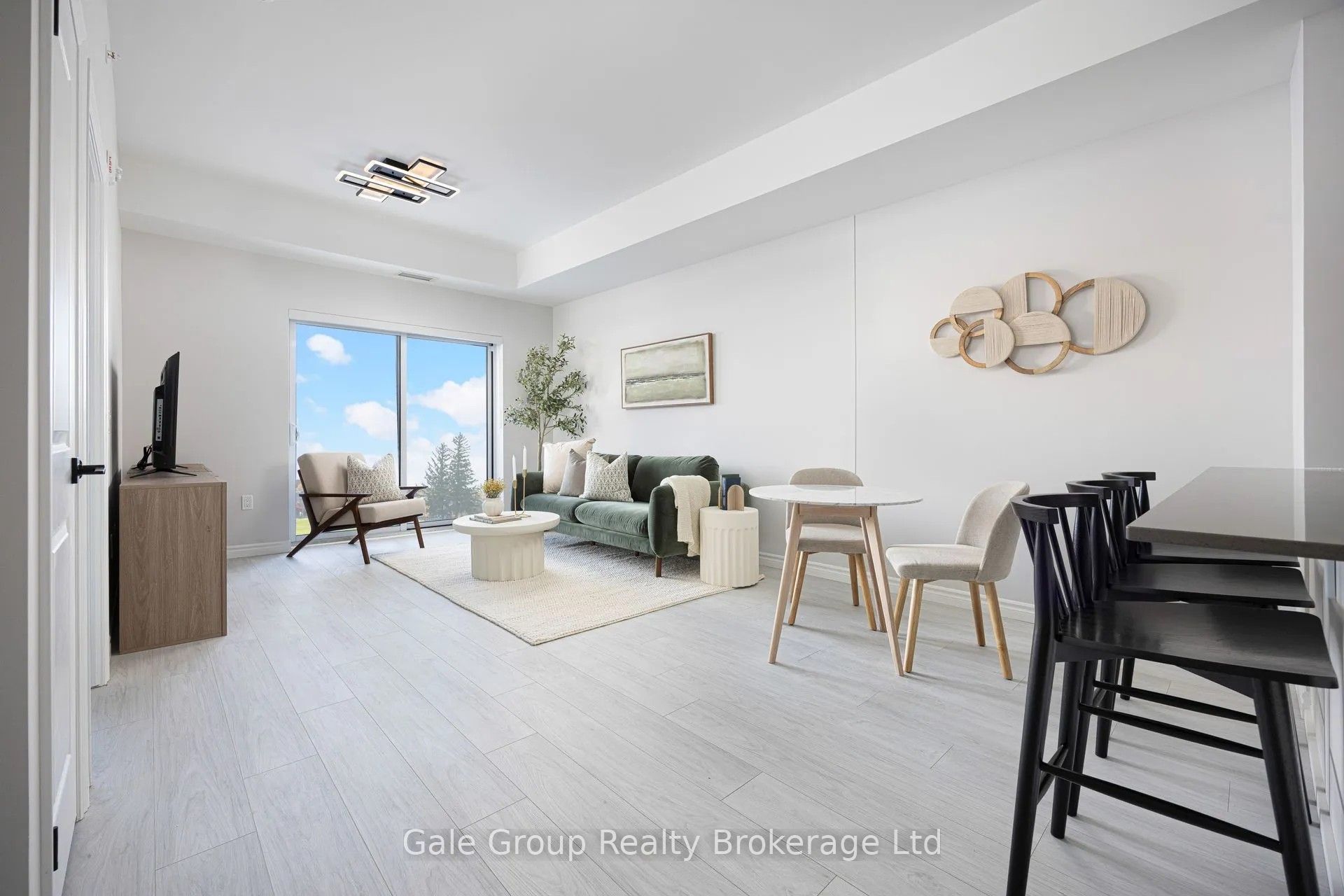 50 Otterbein Road 104, Kitchener, ON N2B 3B7 photo 4