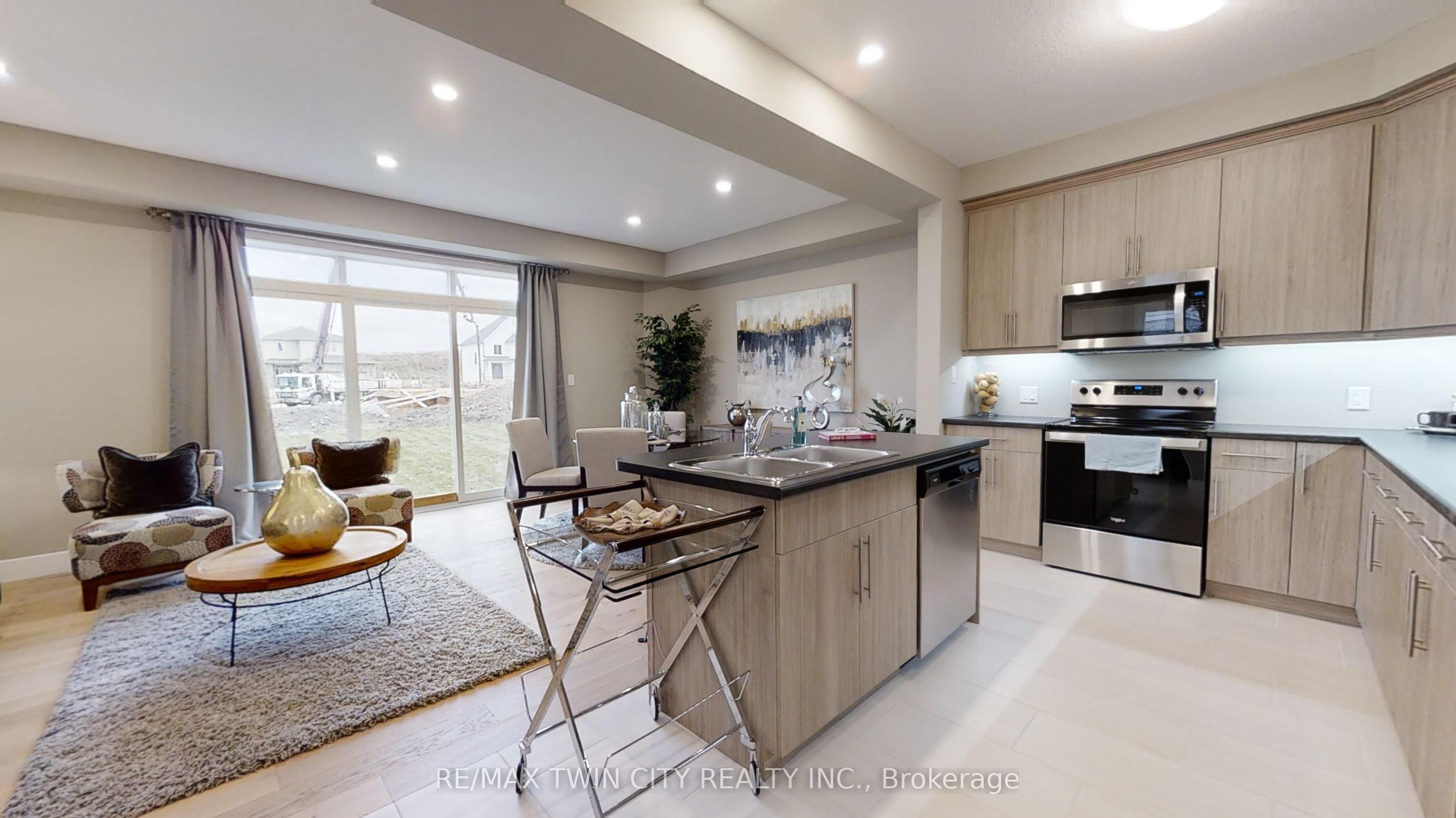 2092 Evans Crescent, London South, ON N6M 0A1 photo 3