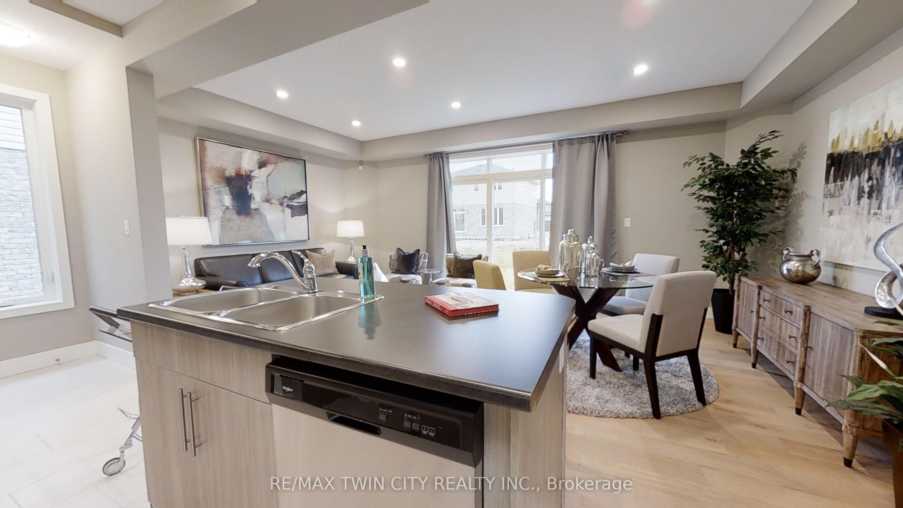 2092 Evans Crescent, London South, ON N6M 0A1 photo 4