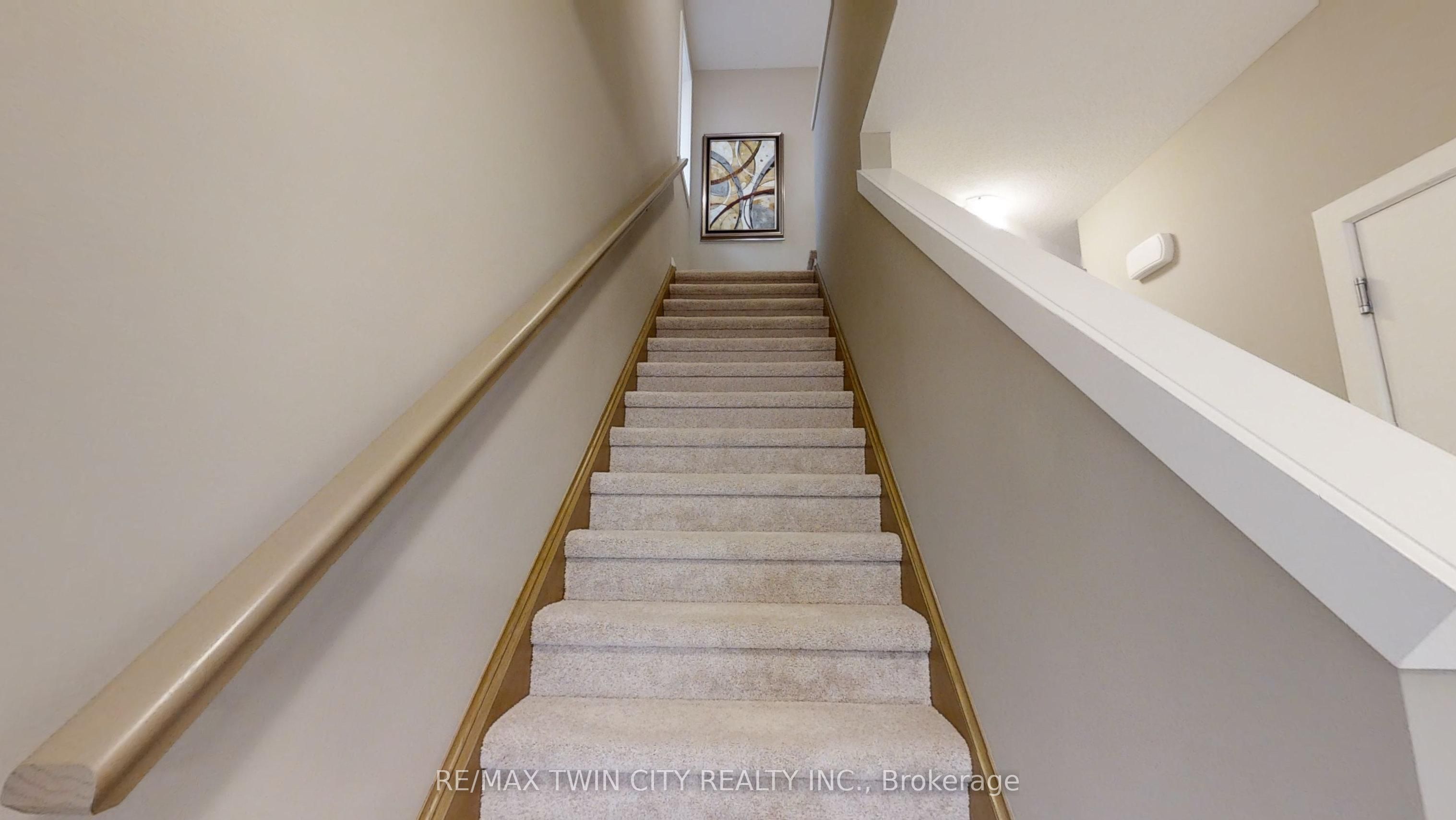 2092 Evans Crescent, London South, ON N6M 0A1 photo 5