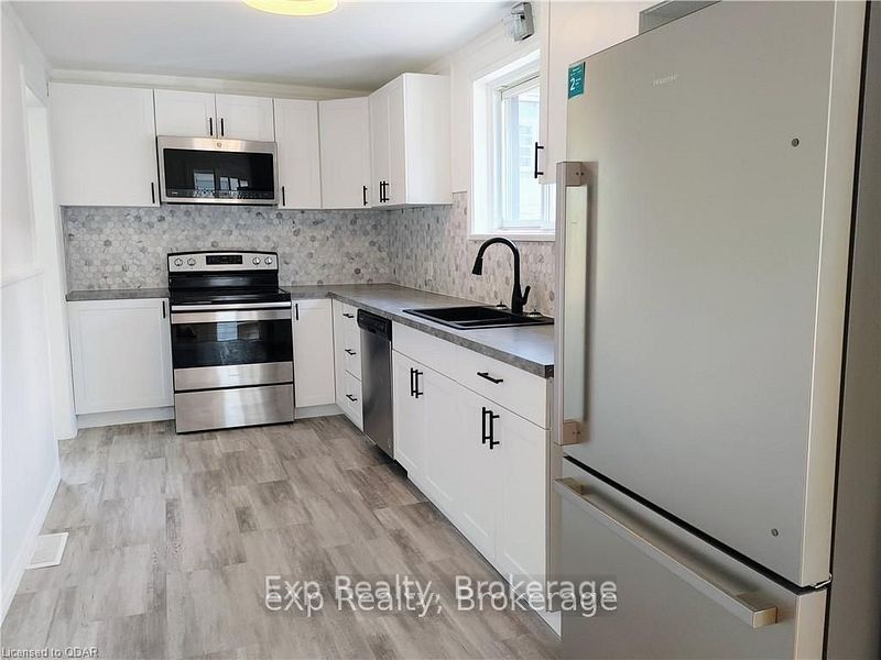 33 Murney Street, Belleville, ON K8P 3N5 photo 4