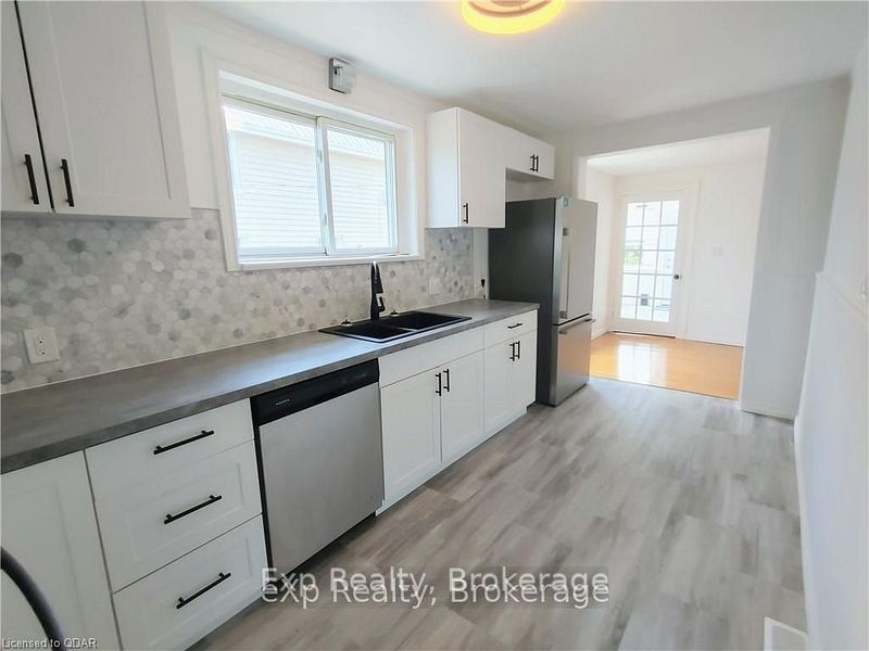 33 Murney Street, Belleville, ON K8P 3N5 photo 5