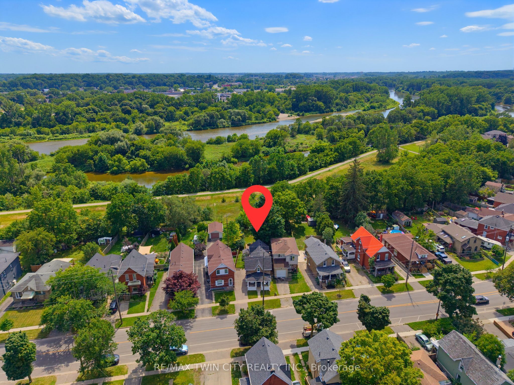 112 Grand River Avenue, Brantford, ON N3T 4X4 photo 2