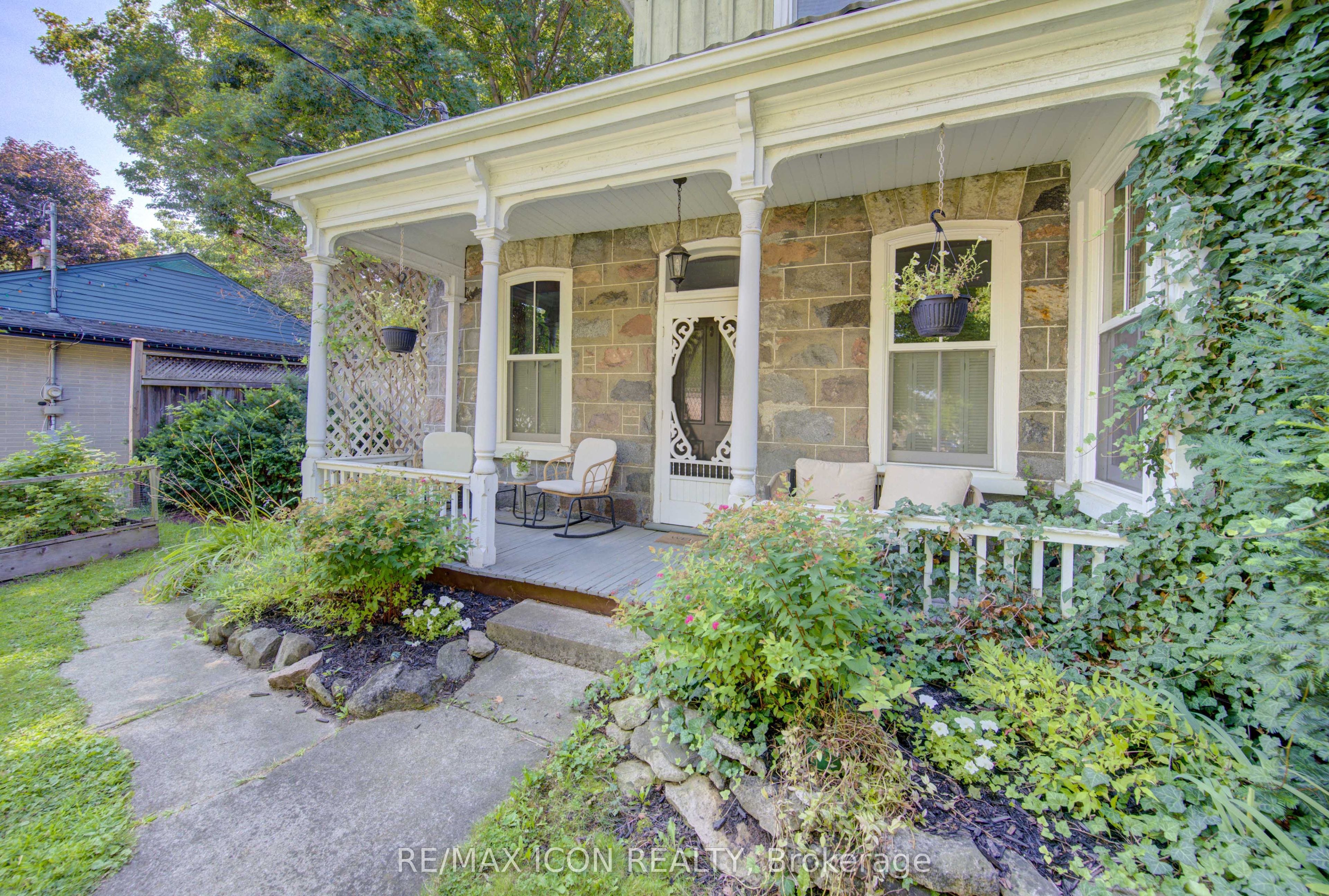 63 Birch Street, Cambridge, ON N1R 2M6 photo 2