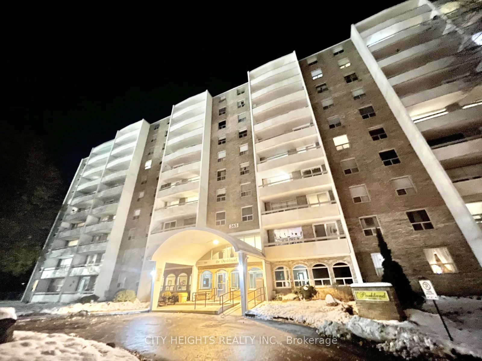 365 Geneva Street 206, St. Catharines, ON L2N 5S7 photo 2