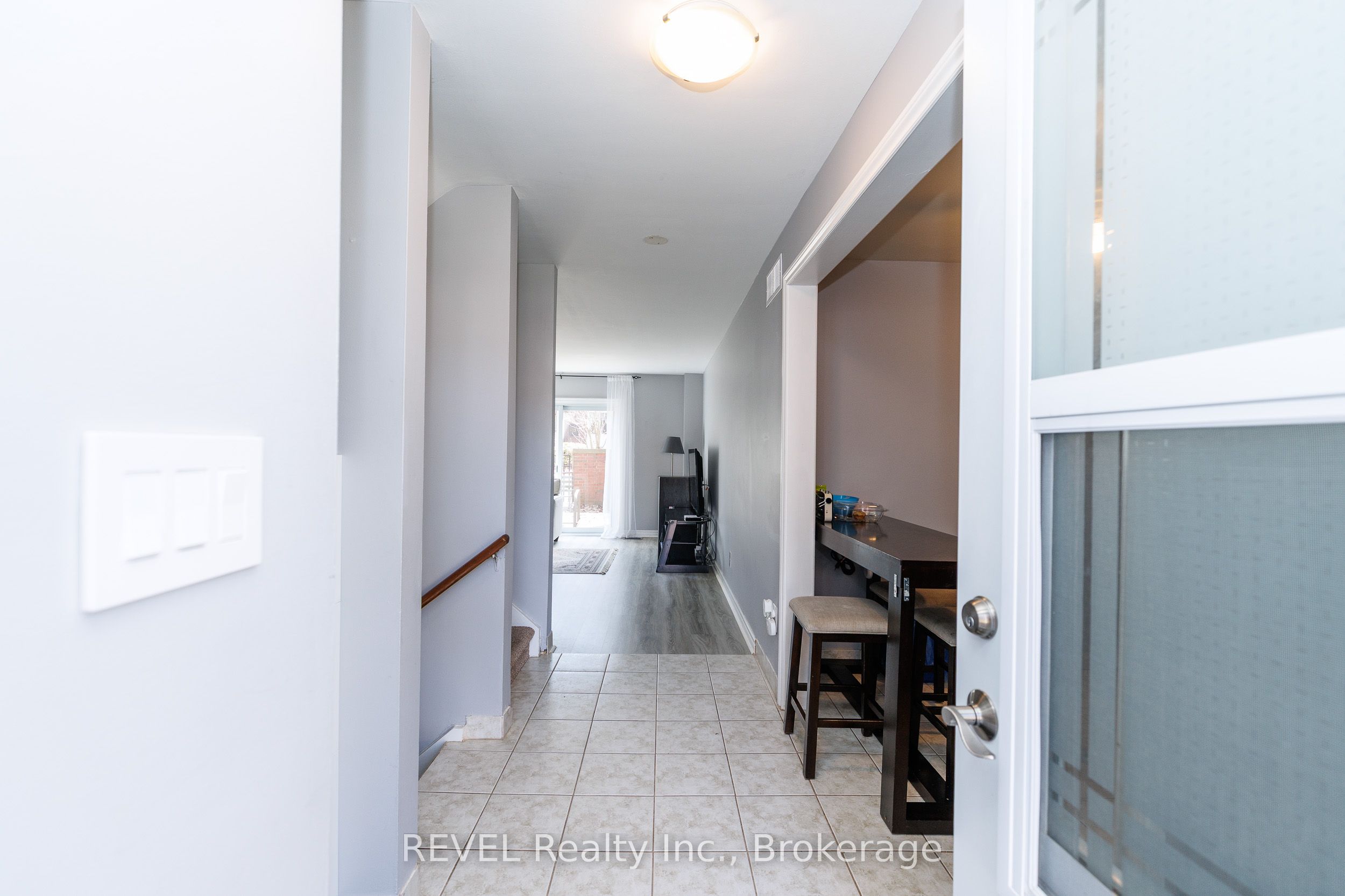6476 Huggins Street 25, Niagara Falls, ON L2J 1G9 photo 3