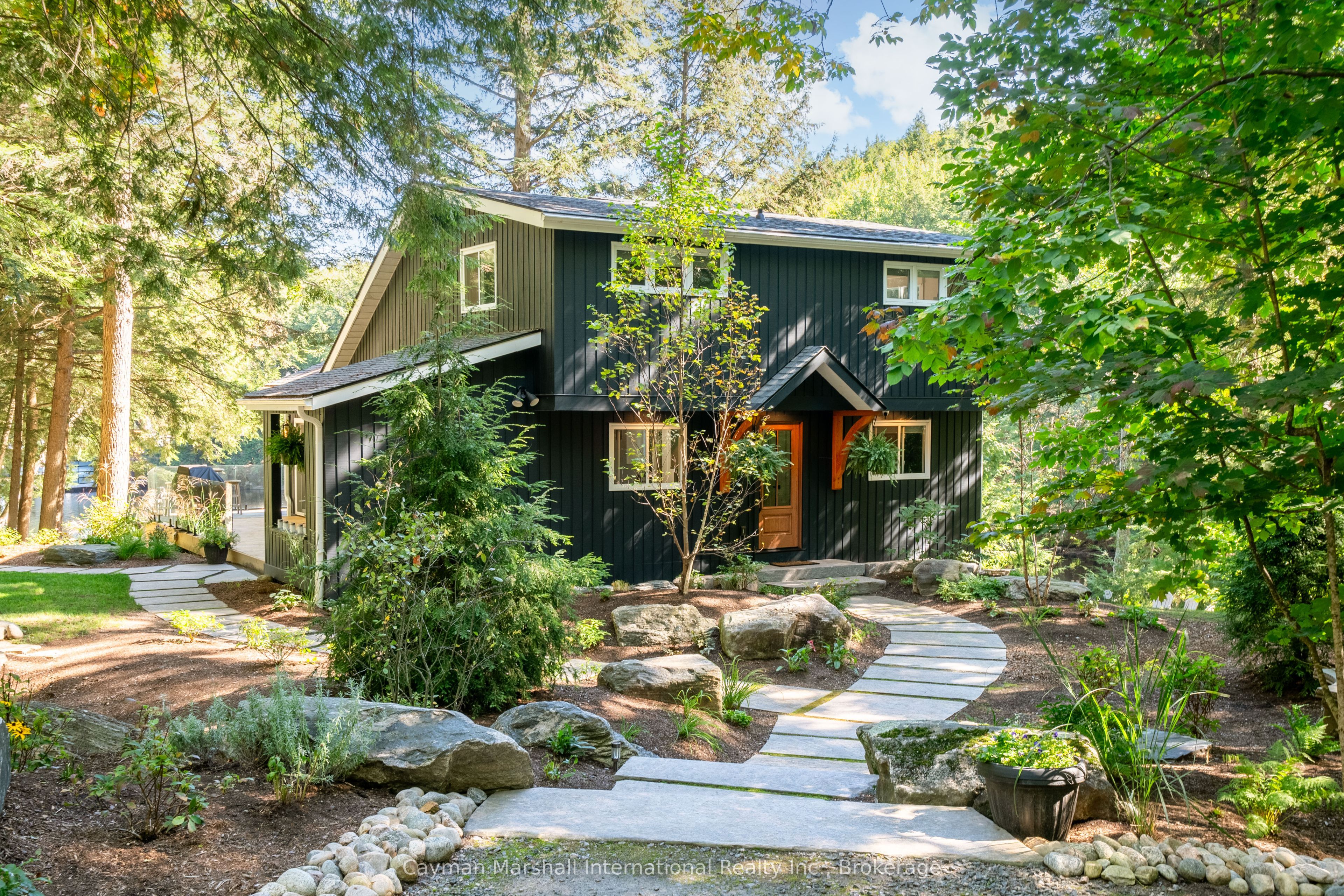 1154 Ashforth Drive, Muskoka Lakes, ON P0C 1M0