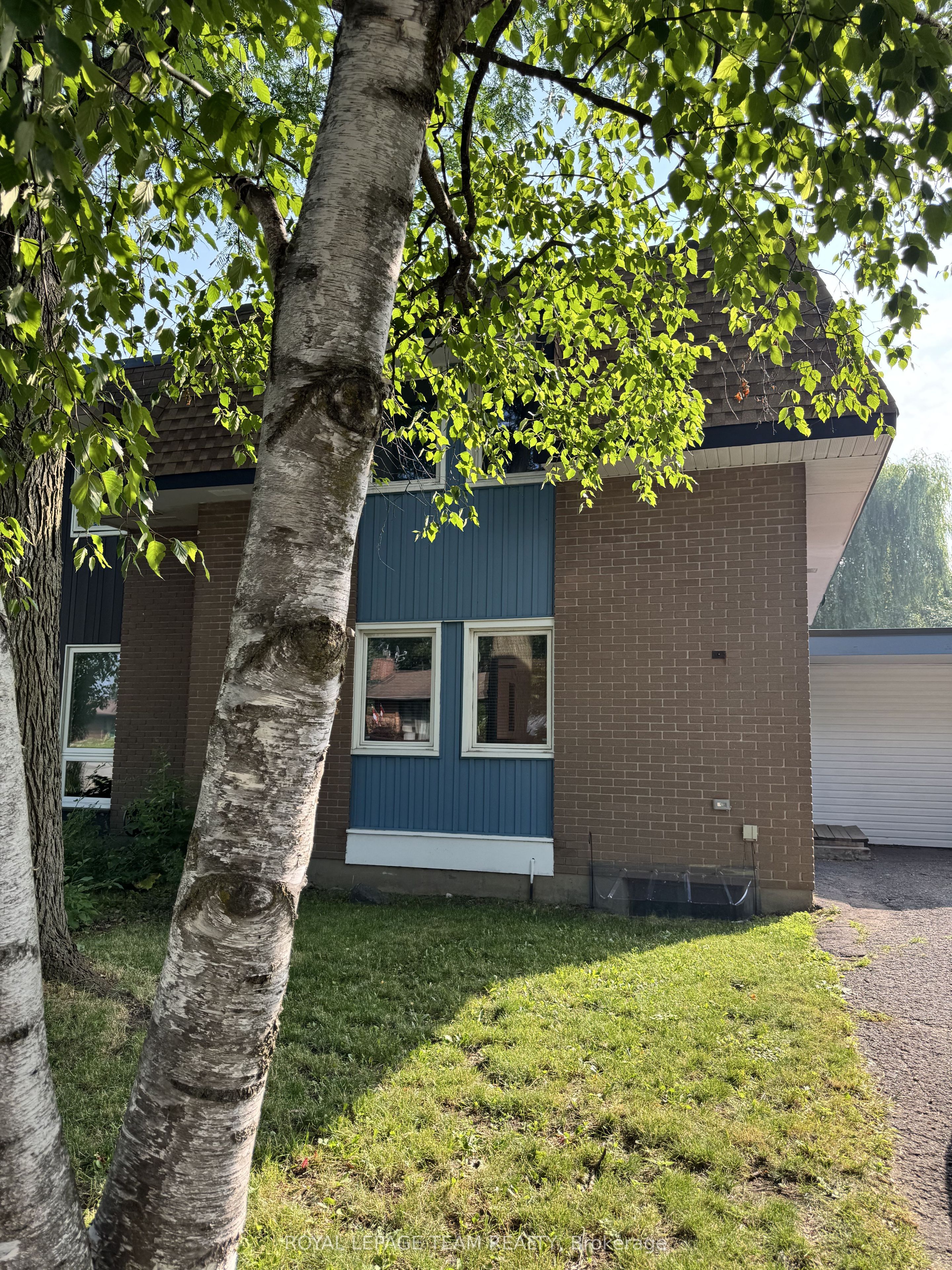 145 Penfield Drive, Kanata, ON K2K 1M4 photo 2