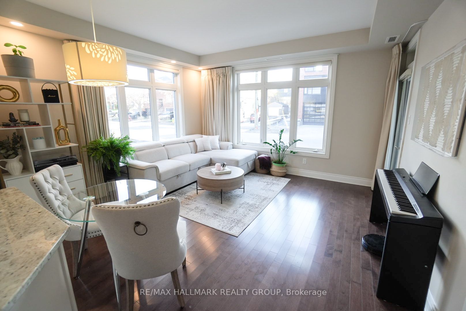 323 Winona Avenue 108, Westboro - Hampton Park, ON K1Z 5H3 photo 5