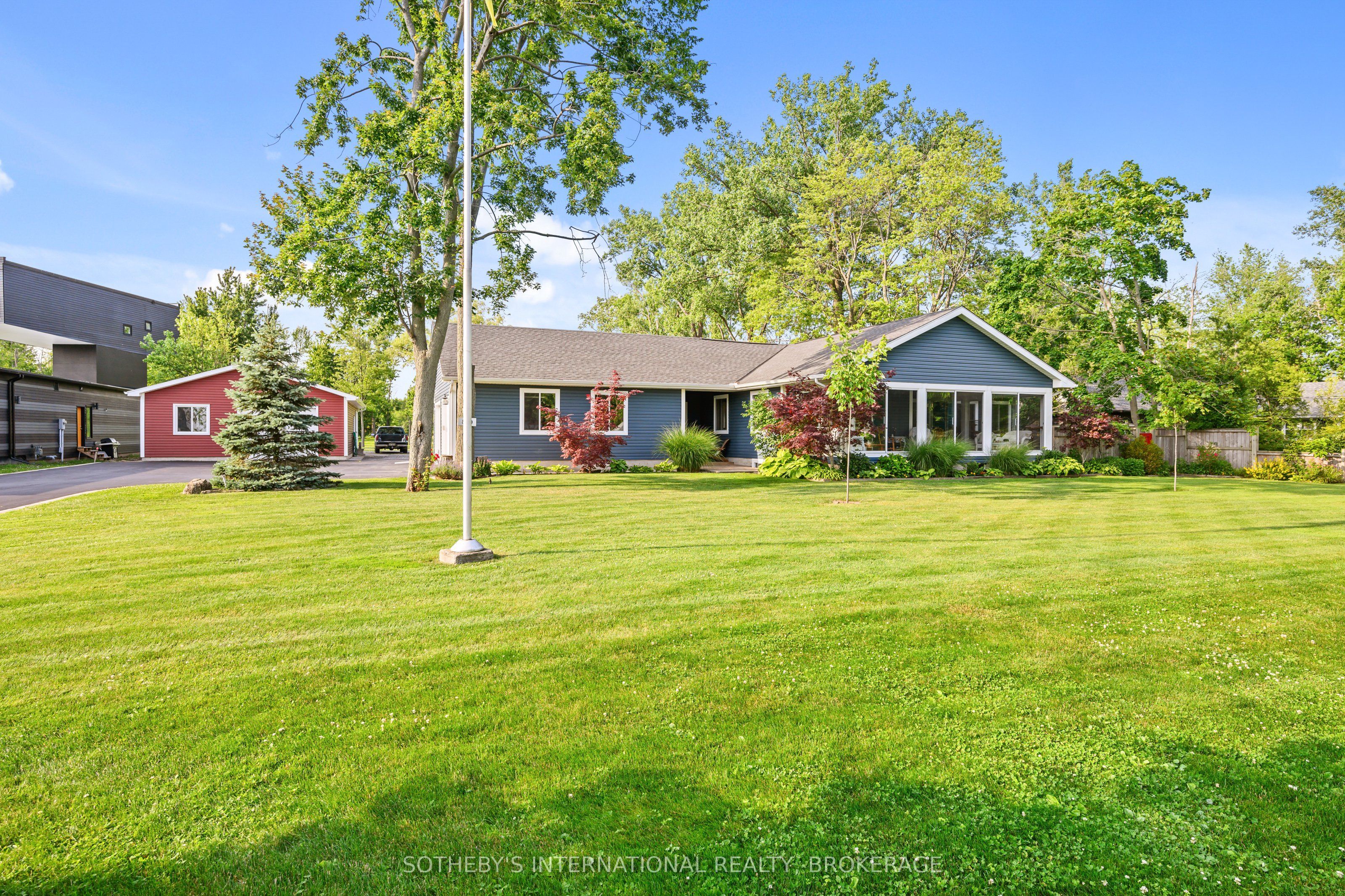 880 Edgemere Road, Fort Erie, ON L2A 1A8 photo 3