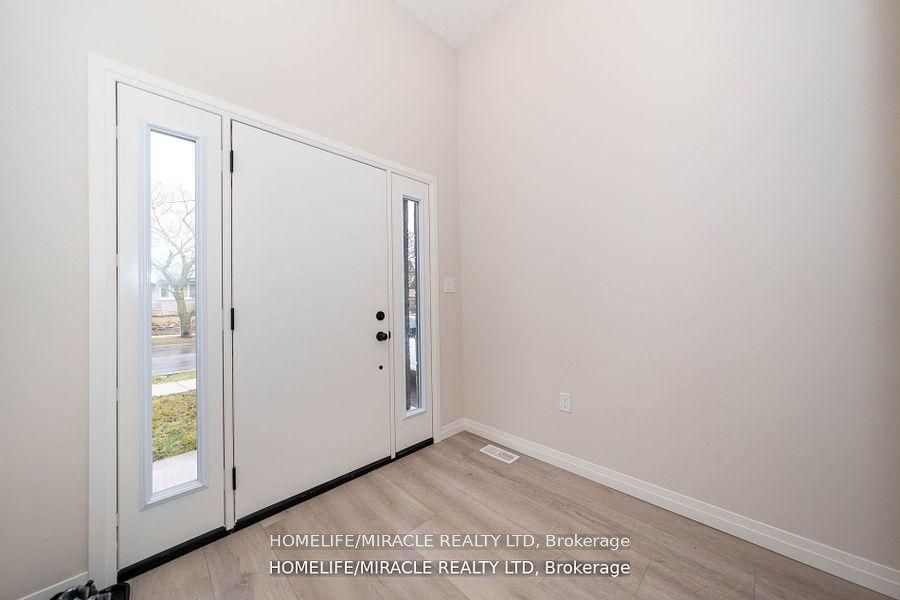 139 Siebert Avenue, Kitchener, ON N2C 2A5 photo 3