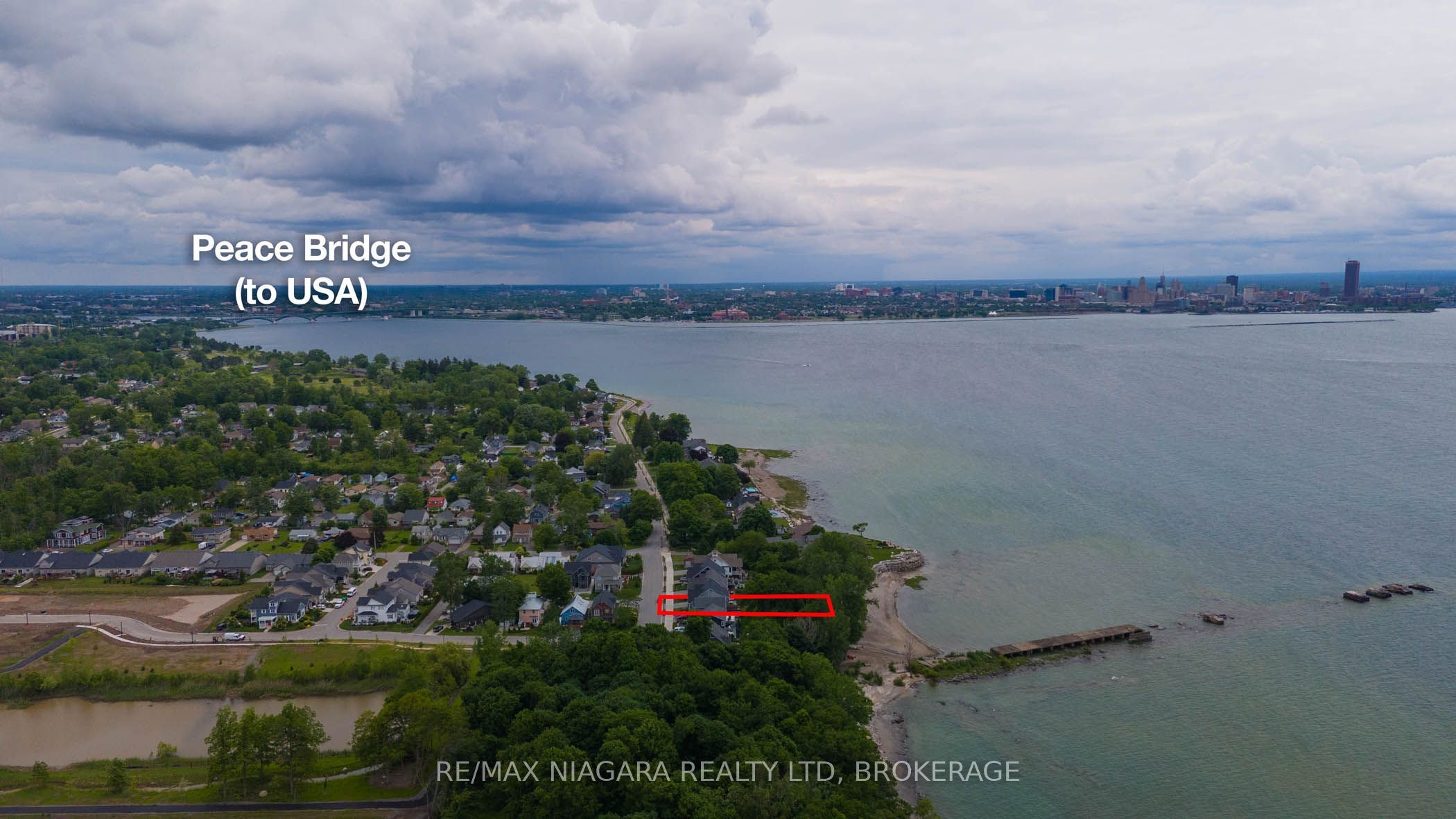 751 Lakeshore Road, Fort Erie, ON L2A 6V9 photo 4