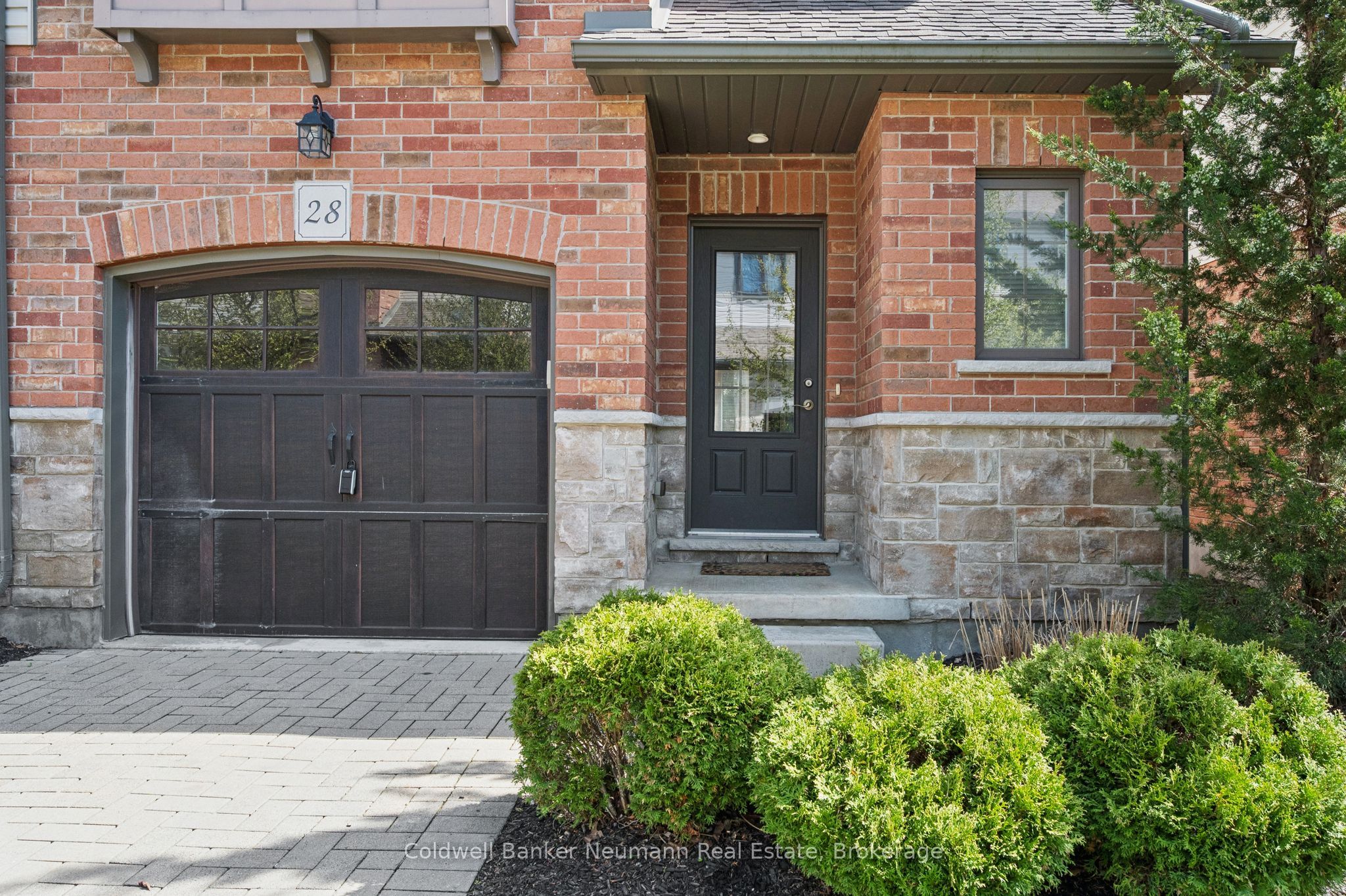 146 Downey Road 28, Guelph, ON N1C 0A2 photo 2