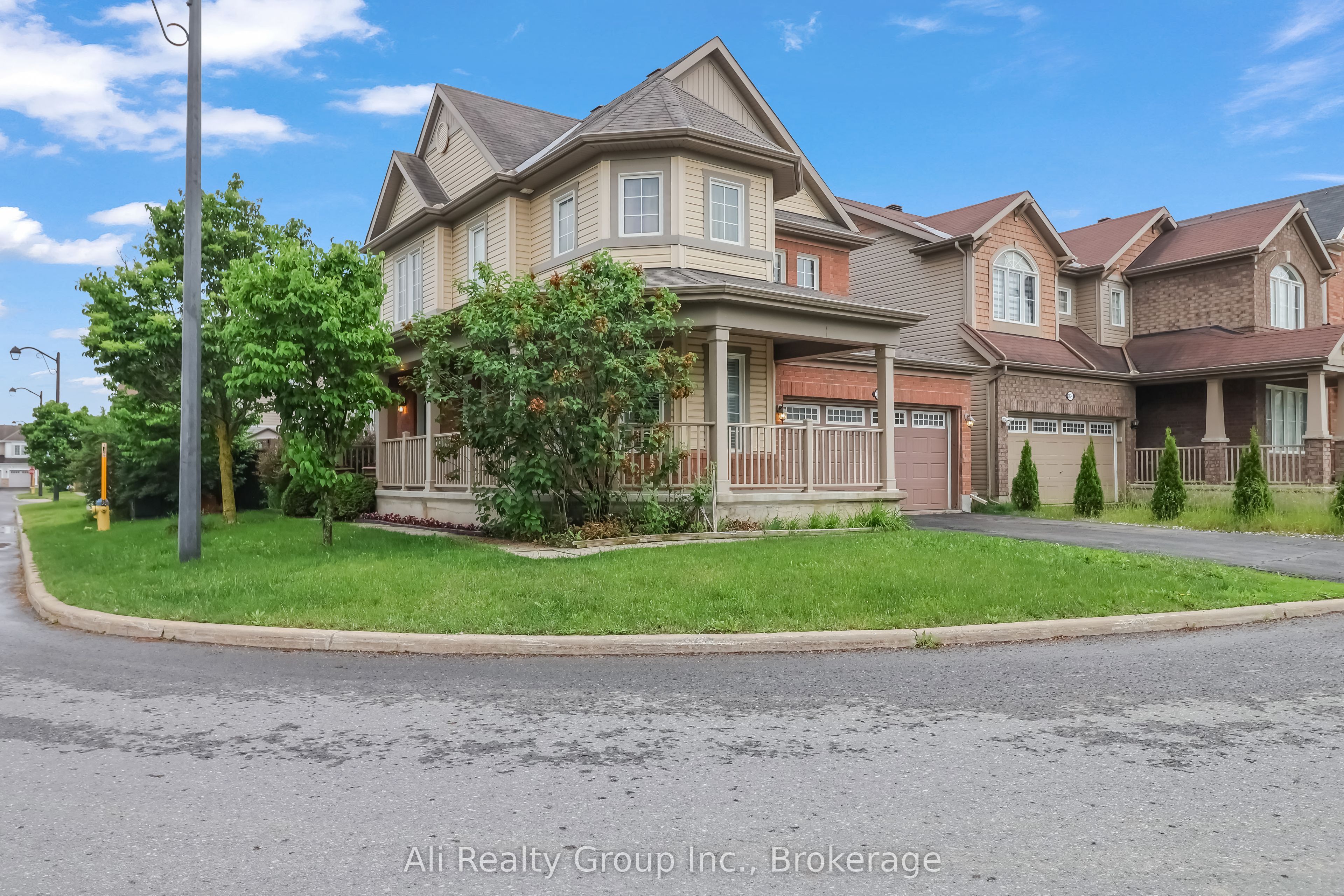 3022 Freshwater Way, Barrhaven, ON K2J 3V5