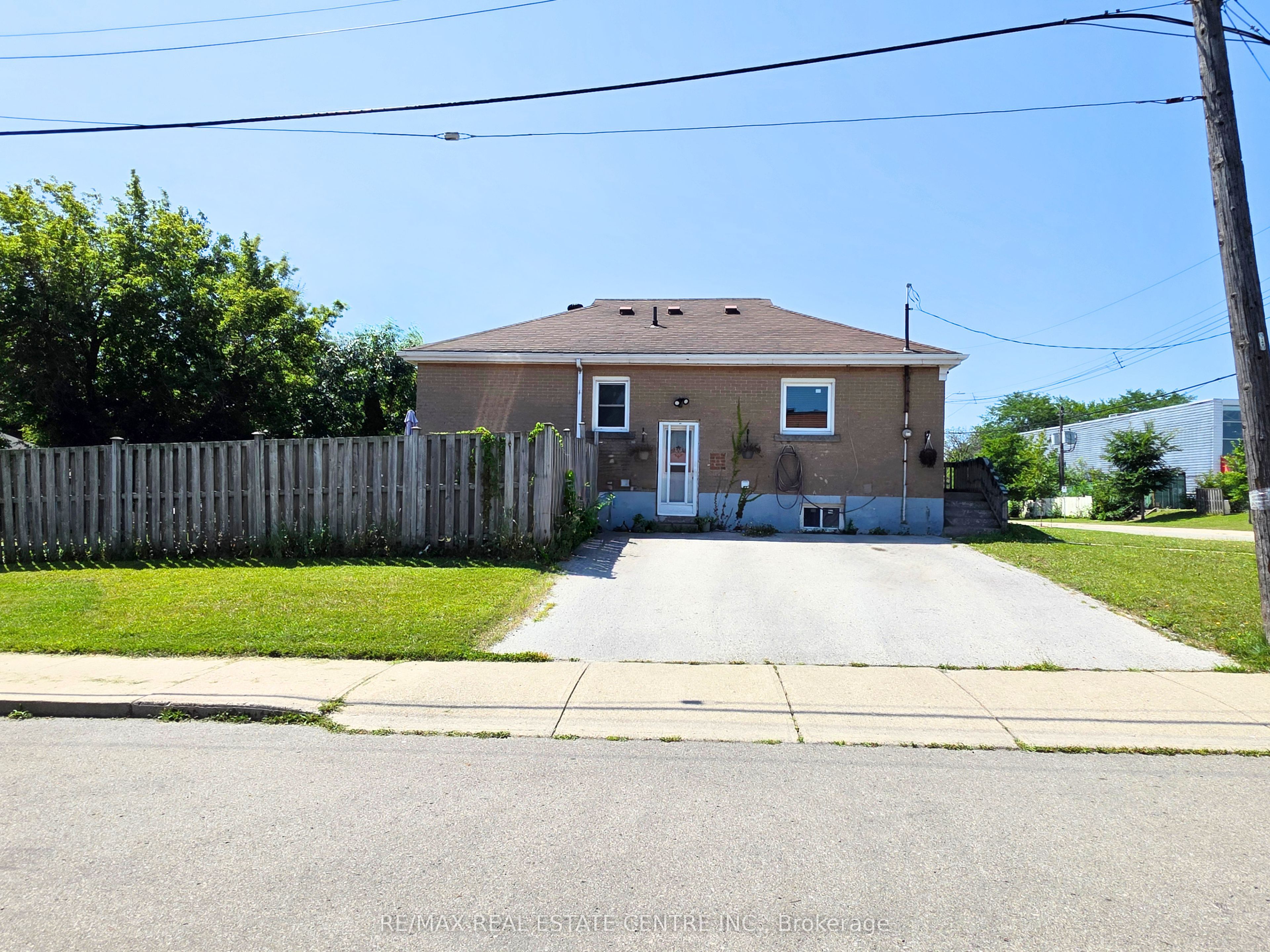 353 East 21st Street, Hamilton, ON L8V 2V1 photo 2