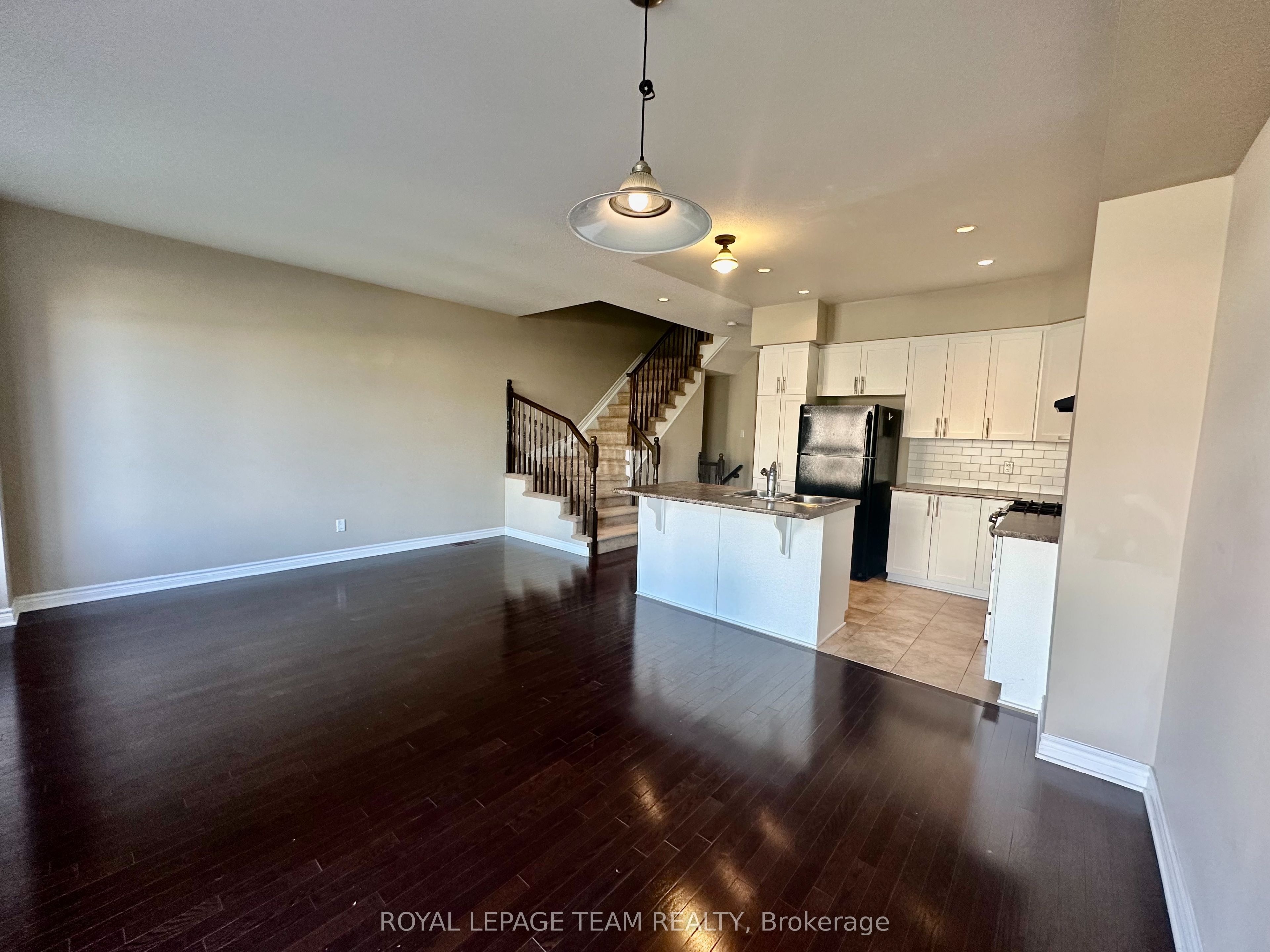 940 COBBLE HILL Drive, Barrhaven, ON K2J 5P8 photo 2