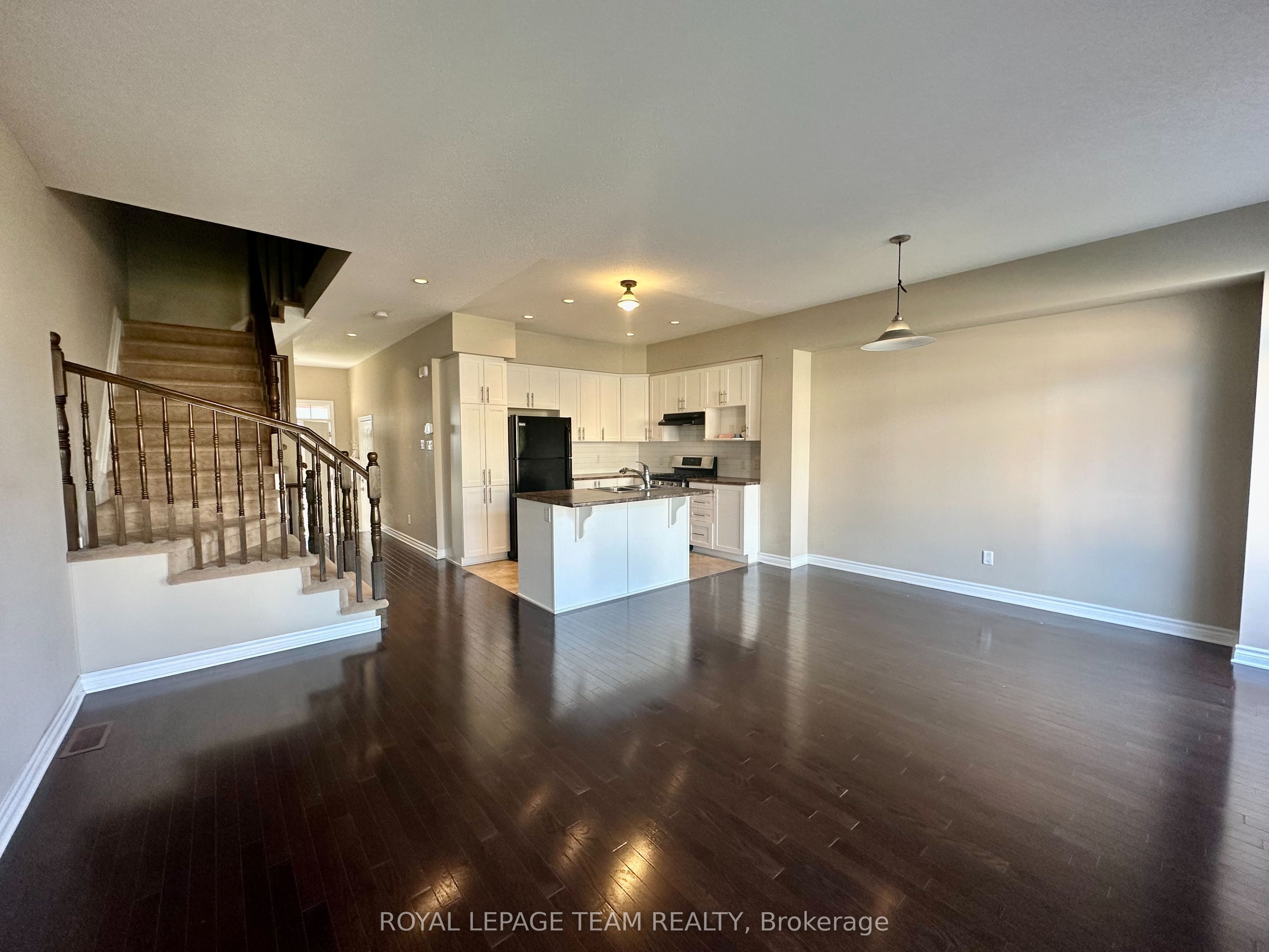 940 COBBLE HILL Drive, Barrhaven, ON K2J 5P8 photo 3