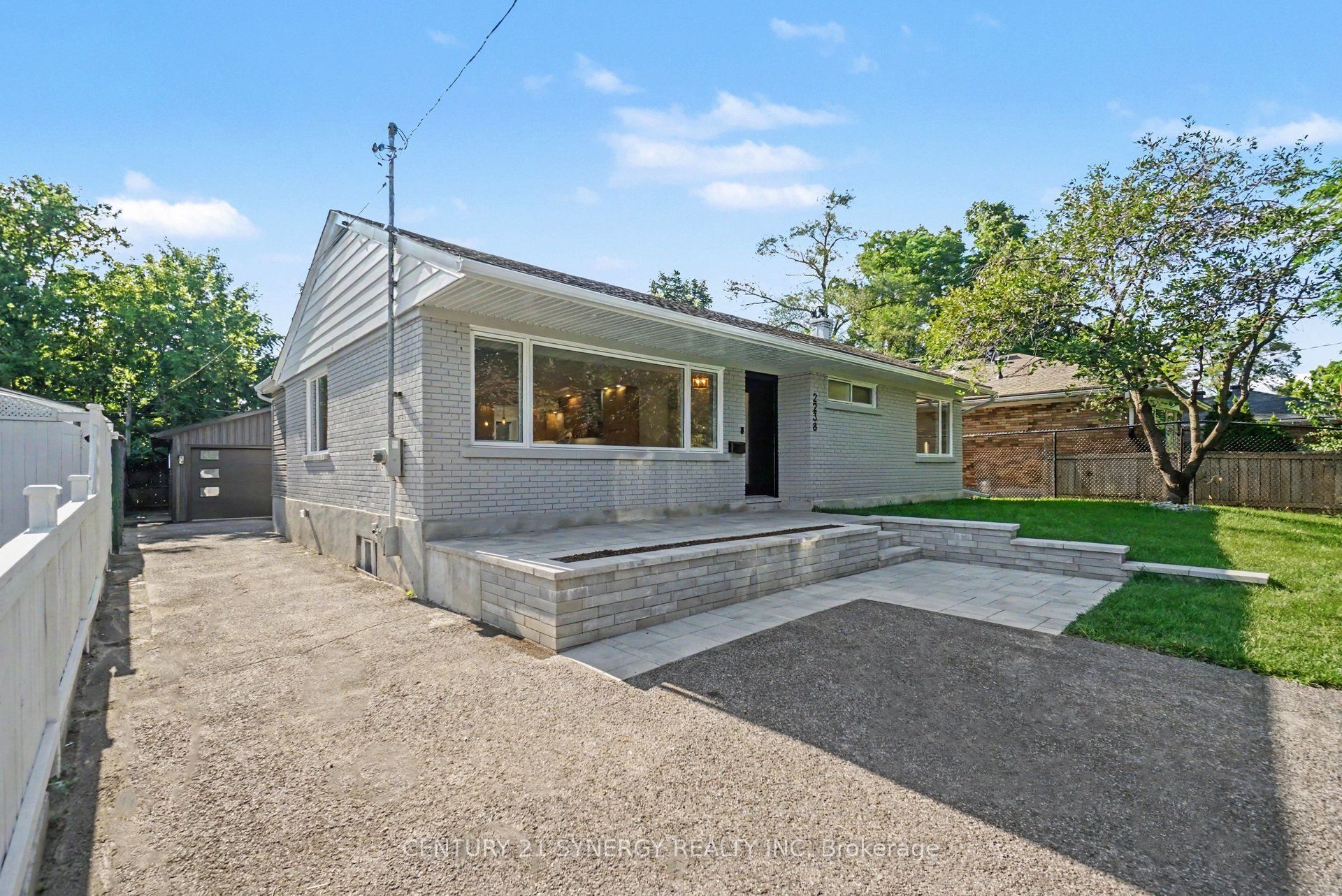 2238 Utah Street, Alta Vista and Area, ON K1H 7W8