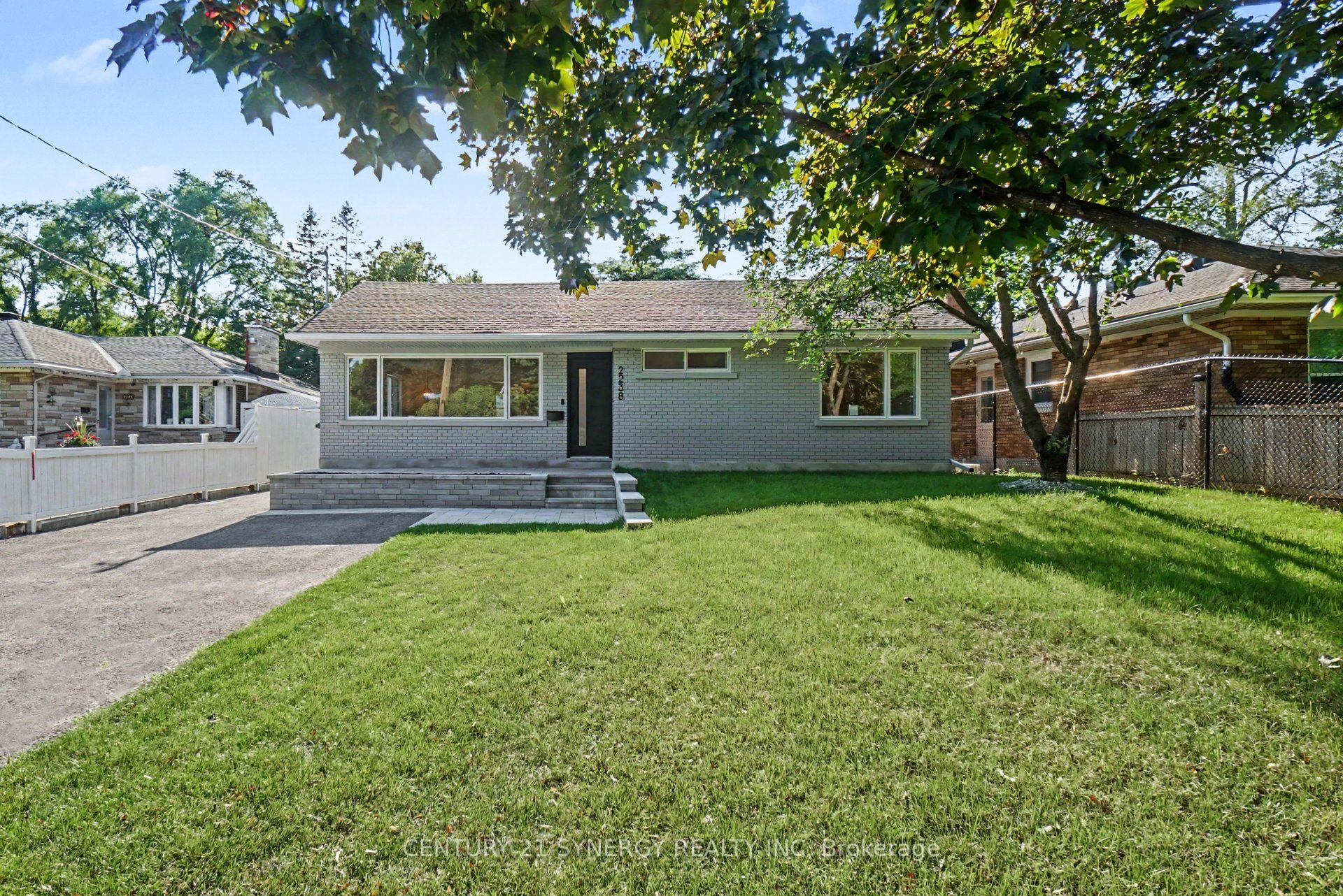 2238 Utah Street, Alta Vista and Area, ON K1H 7W8 photo 4