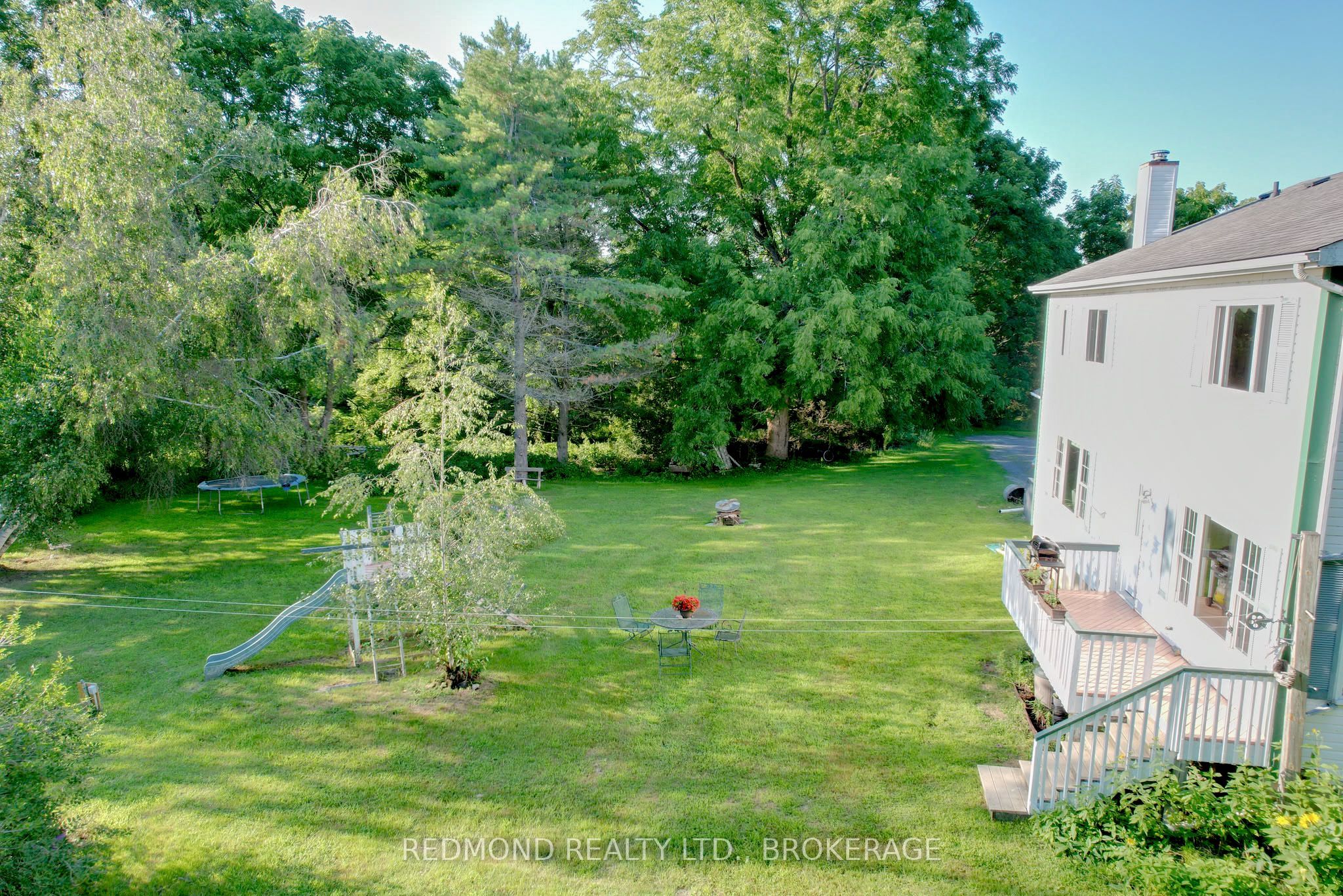 229 Howe Island Ferry Road, Front of Leeds & Seeleys Bay, ON K7G 2V5 photo 4