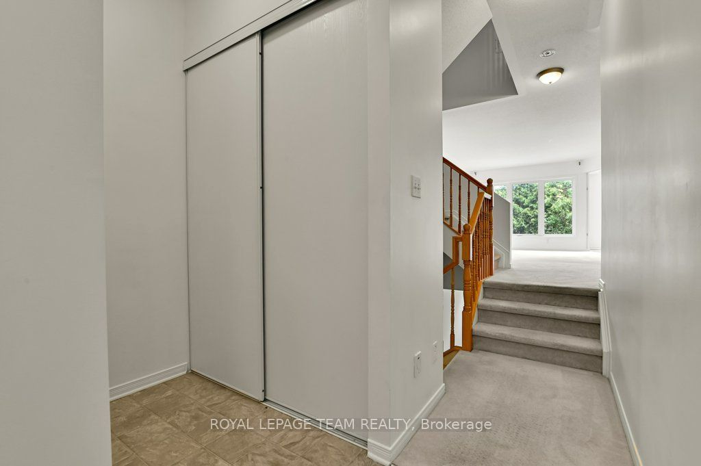 147 Sorento Street, Barrhaven, ON K2J 0B2 photo 4