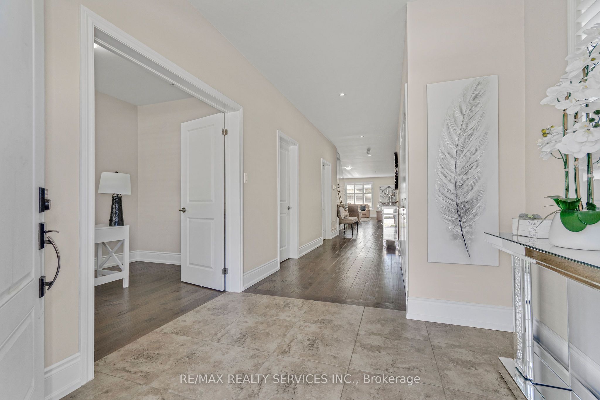 958 Beach Boulevard, Hamilton, ON L8H 6Z4 photo 4