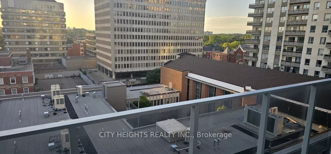 60 Fredrick Street 809, Kitchener, ON N2H 0C7 photo 3