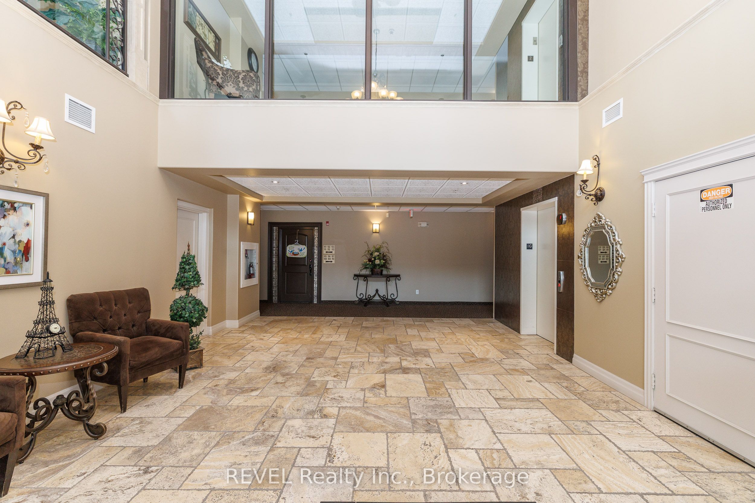 2799 St. Paul Avenue 212, Niagara Falls, ON L2J 2L3 photo 4