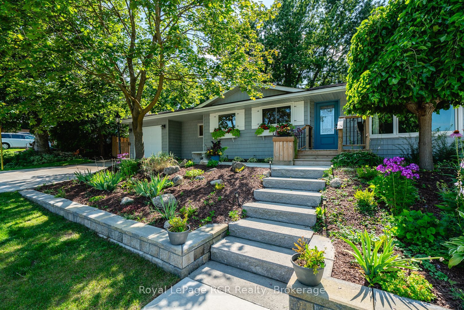 142 12th Avenue, Hanover, ON N4N 2S7