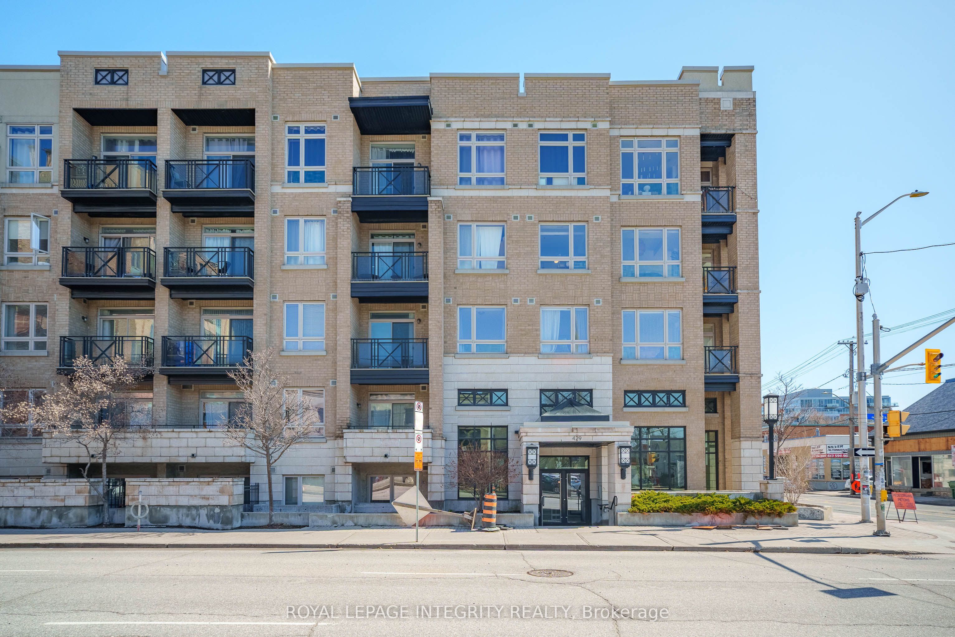 429 Kent Street 320, Ottawa Centre, ON K2P 1B5 photo 2