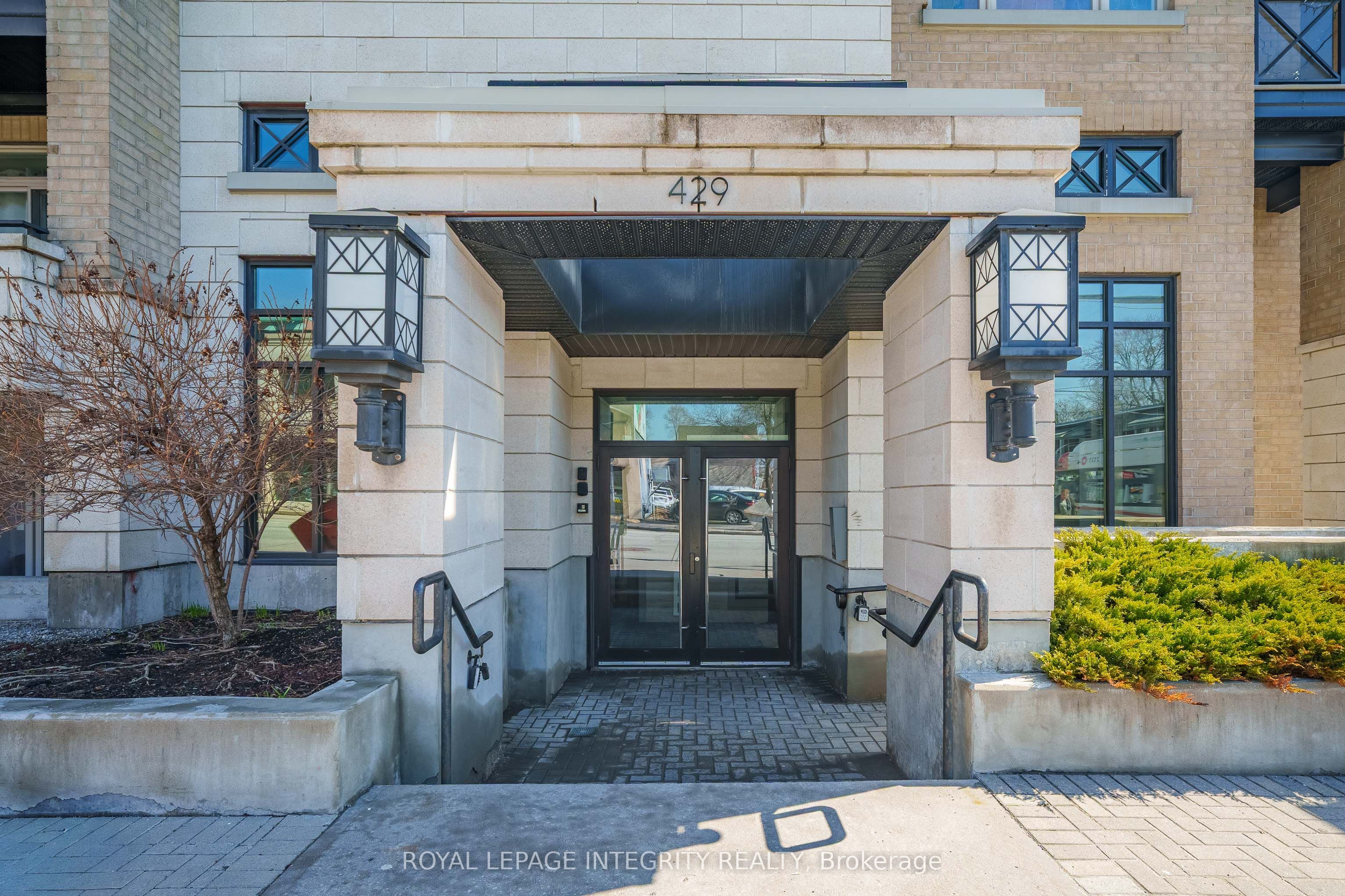 429 Kent Street 320, Ottawa Centre, ON K2P 1B5 photo 3