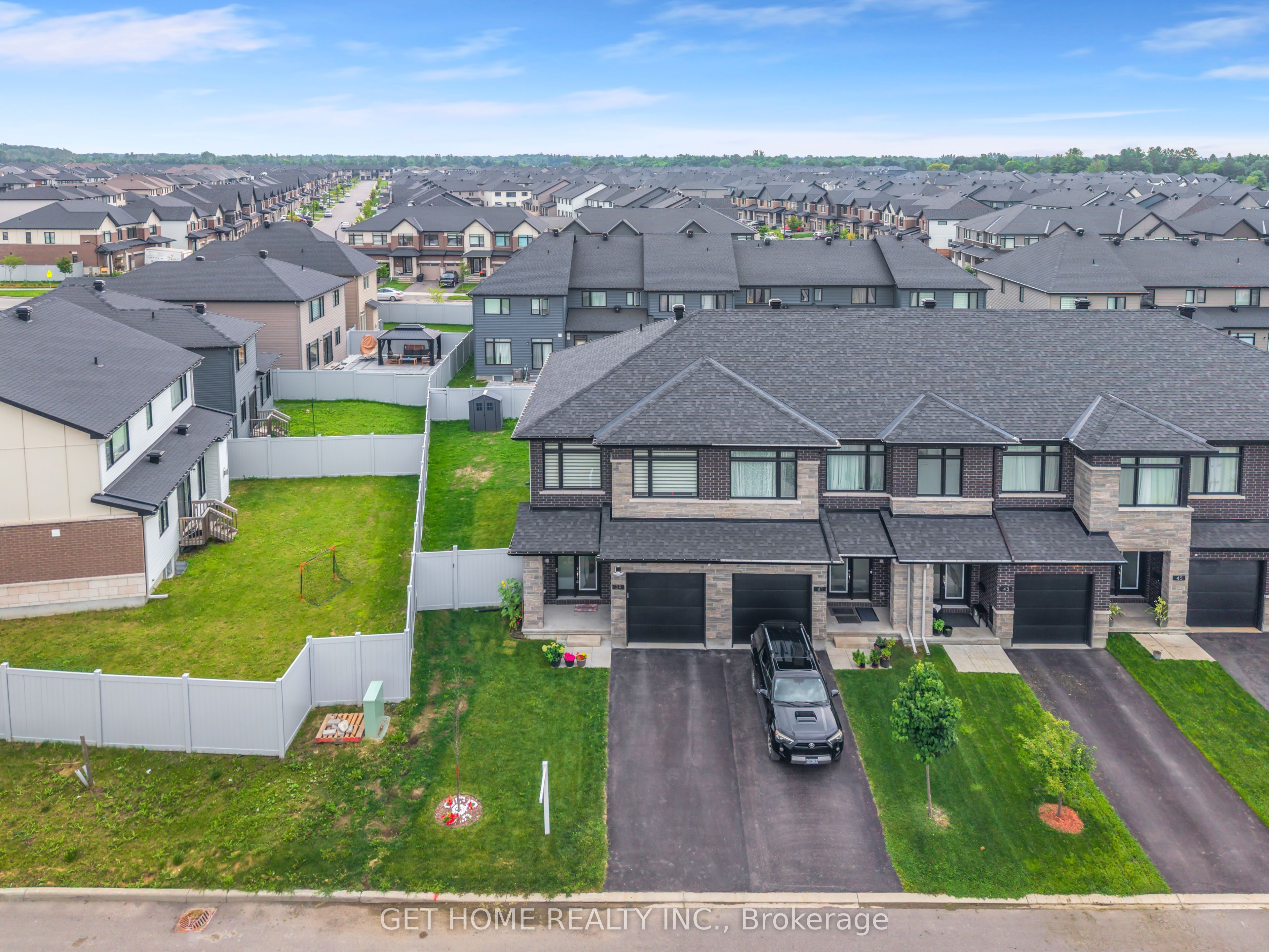 39 Hermes Avenue, Blossom Park - Airport and Area, ON K4M 0K7 photo 3