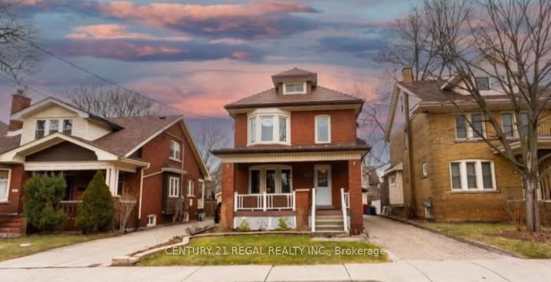 133 Eastbourne Avenue Main, Hamilton, ON L8M 2M9