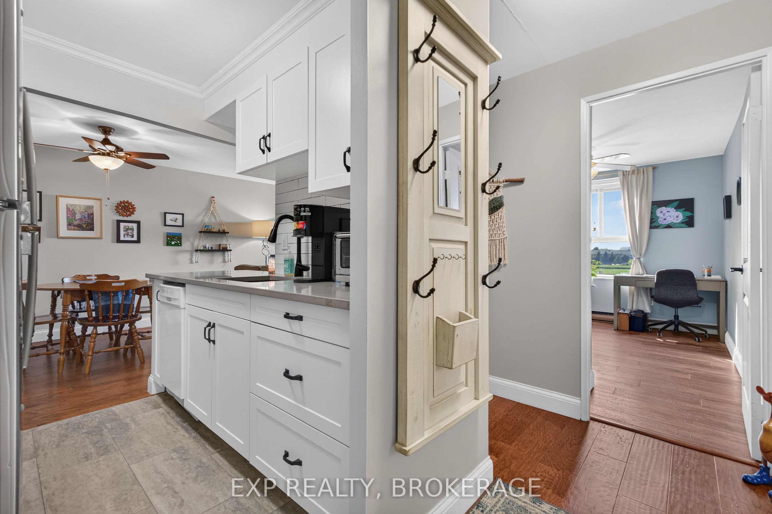 334 QUEEN MARY Road 308, Kingston, ON K7M 7E7 photo 4