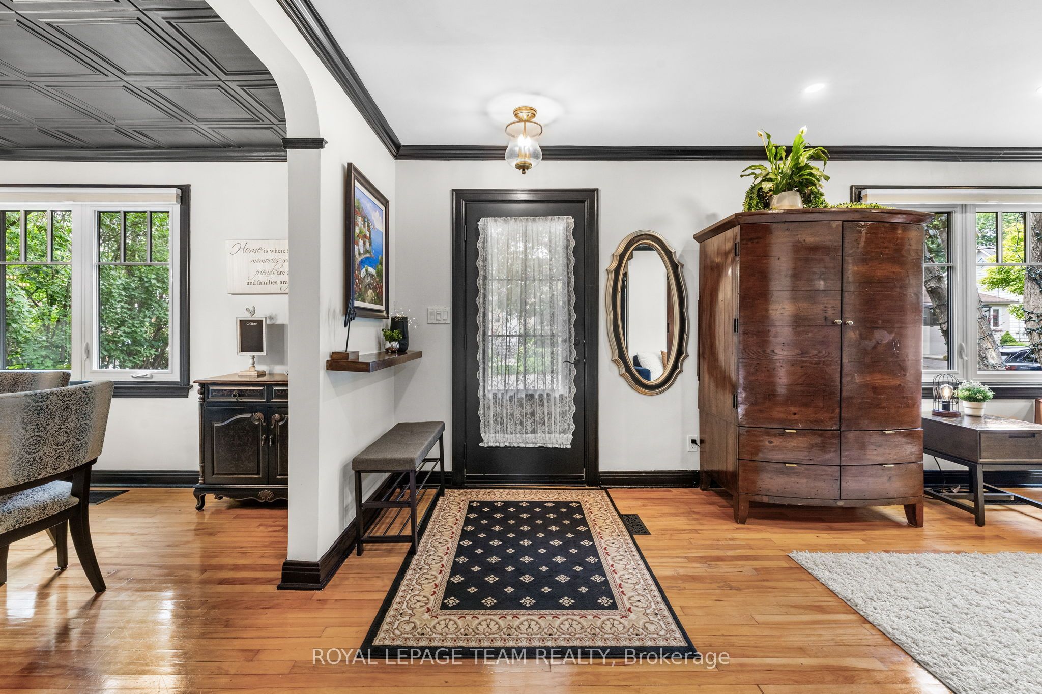 185 Camelia Avenue, Manor Park - Cardinal Glen and Area, ON K1K 2X7 photo 4