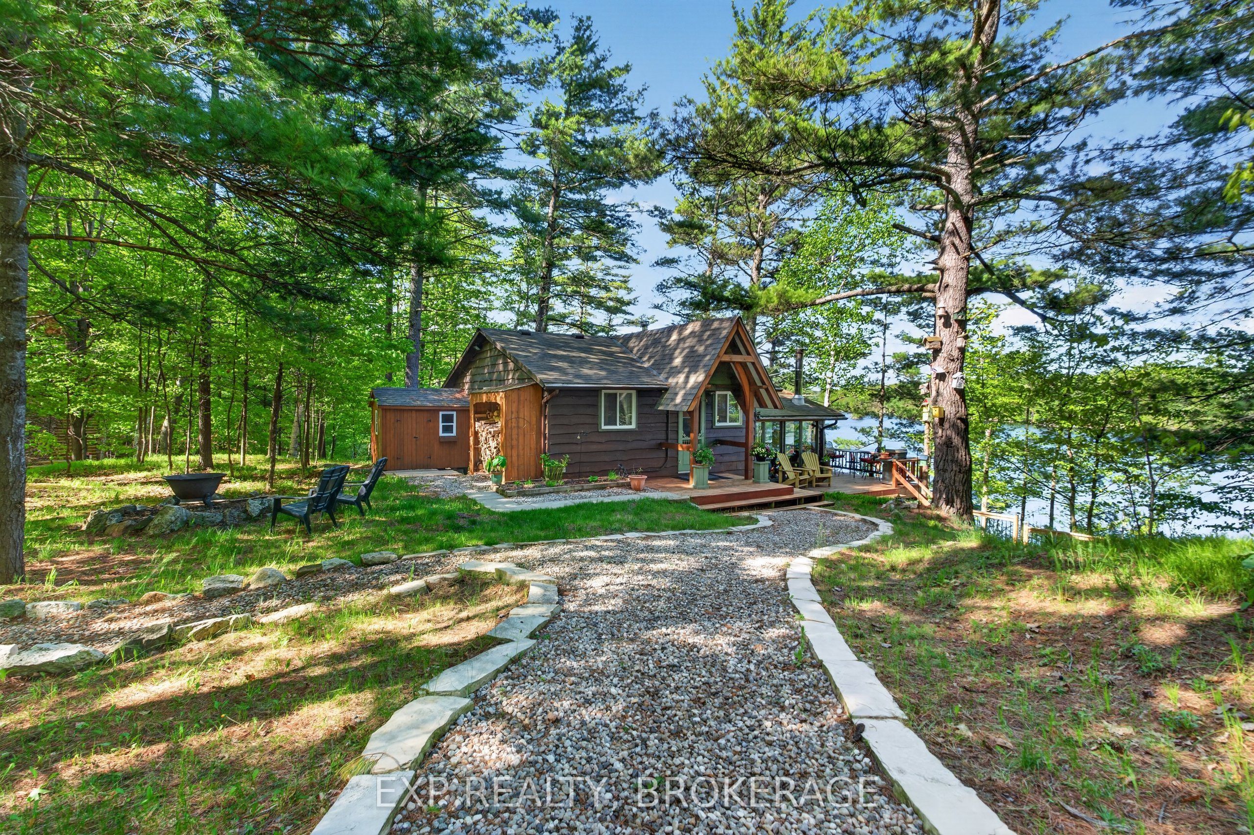 7A&B OVERLOOK Lane, Rideau Lakes, ON K0G 1E0