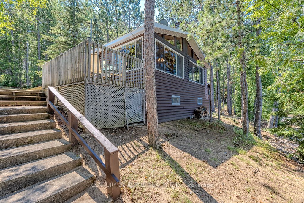 890 John Street, Killaloe, Hagarty and Richards, ON K0J 2A0 photo 2