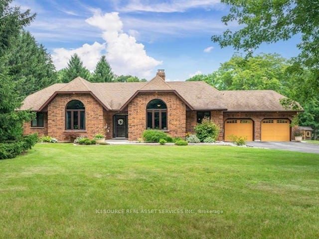 1514 Longwoods Road, Southwest Middlesex, ON N0L 2N0 photo 2