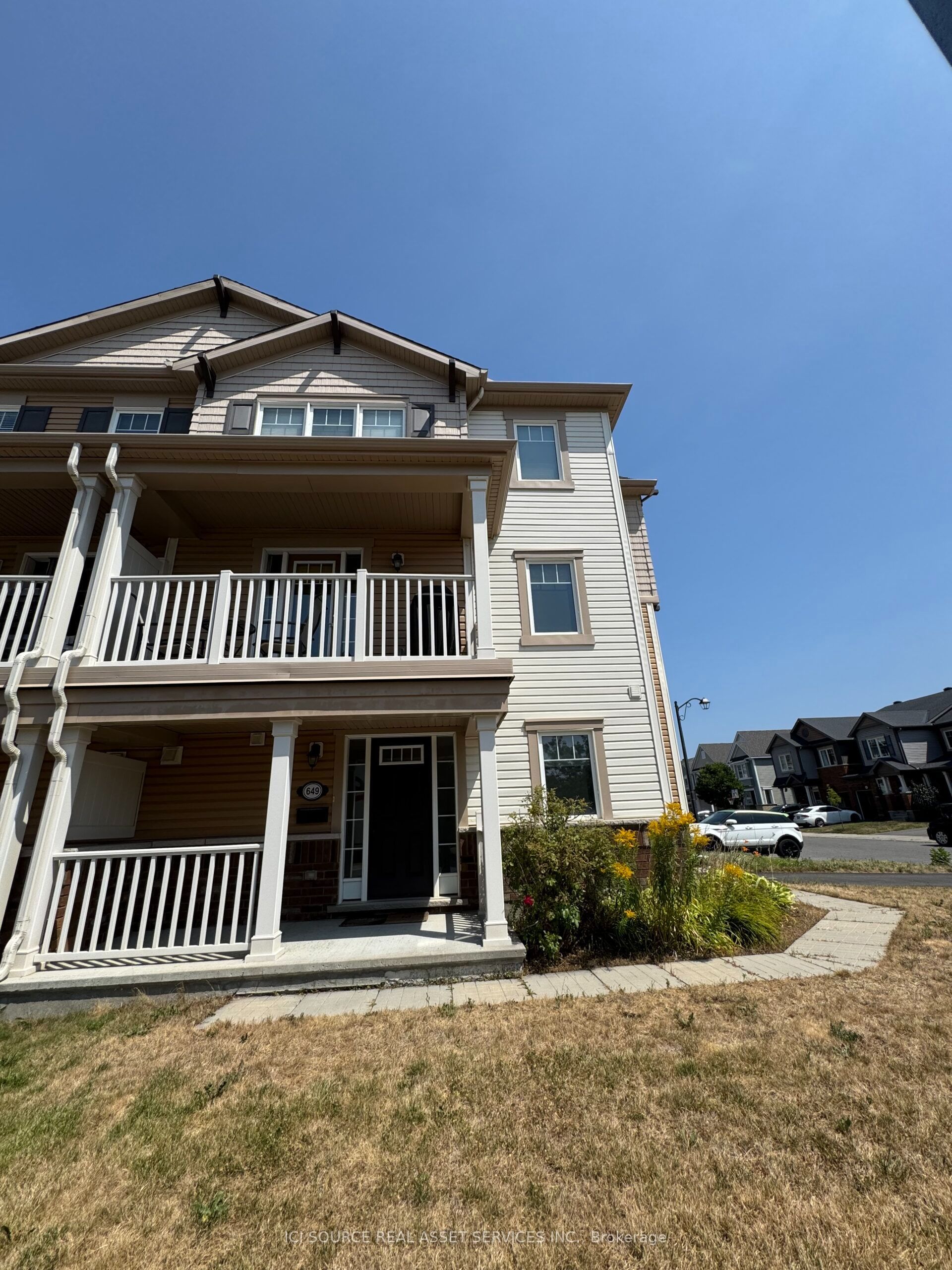 649 Bluegill Avenue, Barrhaven, ON K2J 5Y9 photo 4